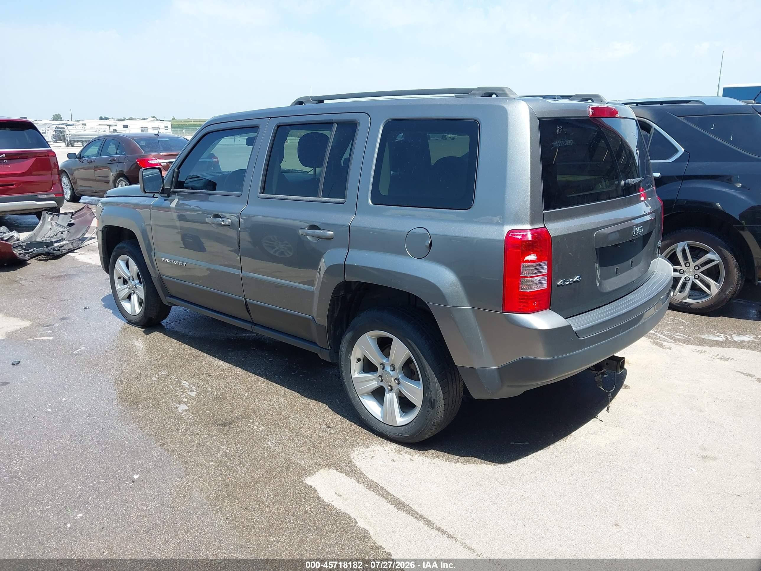 2014 Jeep Patriot Latitude Gray vin: 1C4NJRFB5ED500770