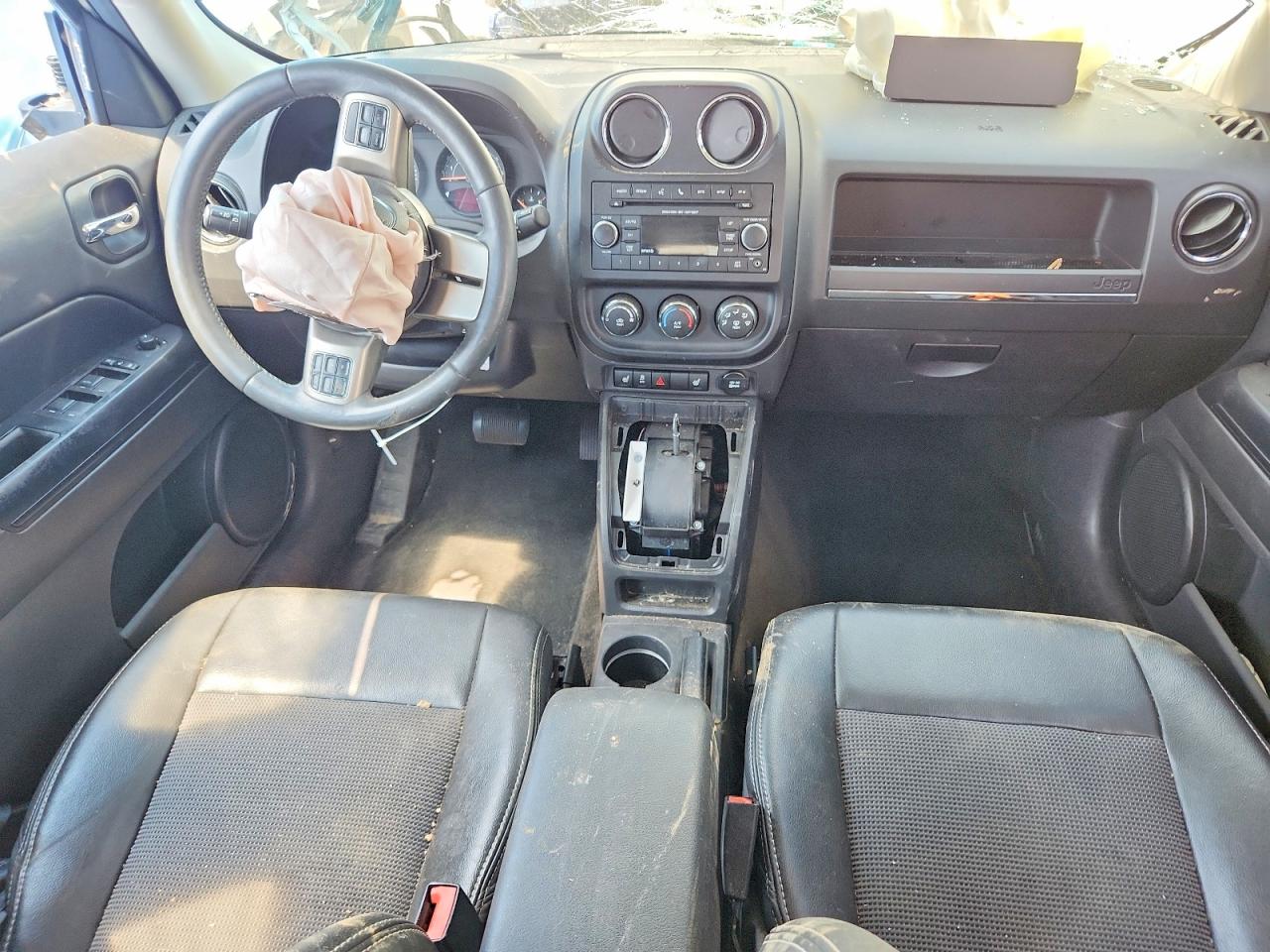 2014 Jeep Patriot Latitude Белый vin: 1C4NJRFB5ED588462