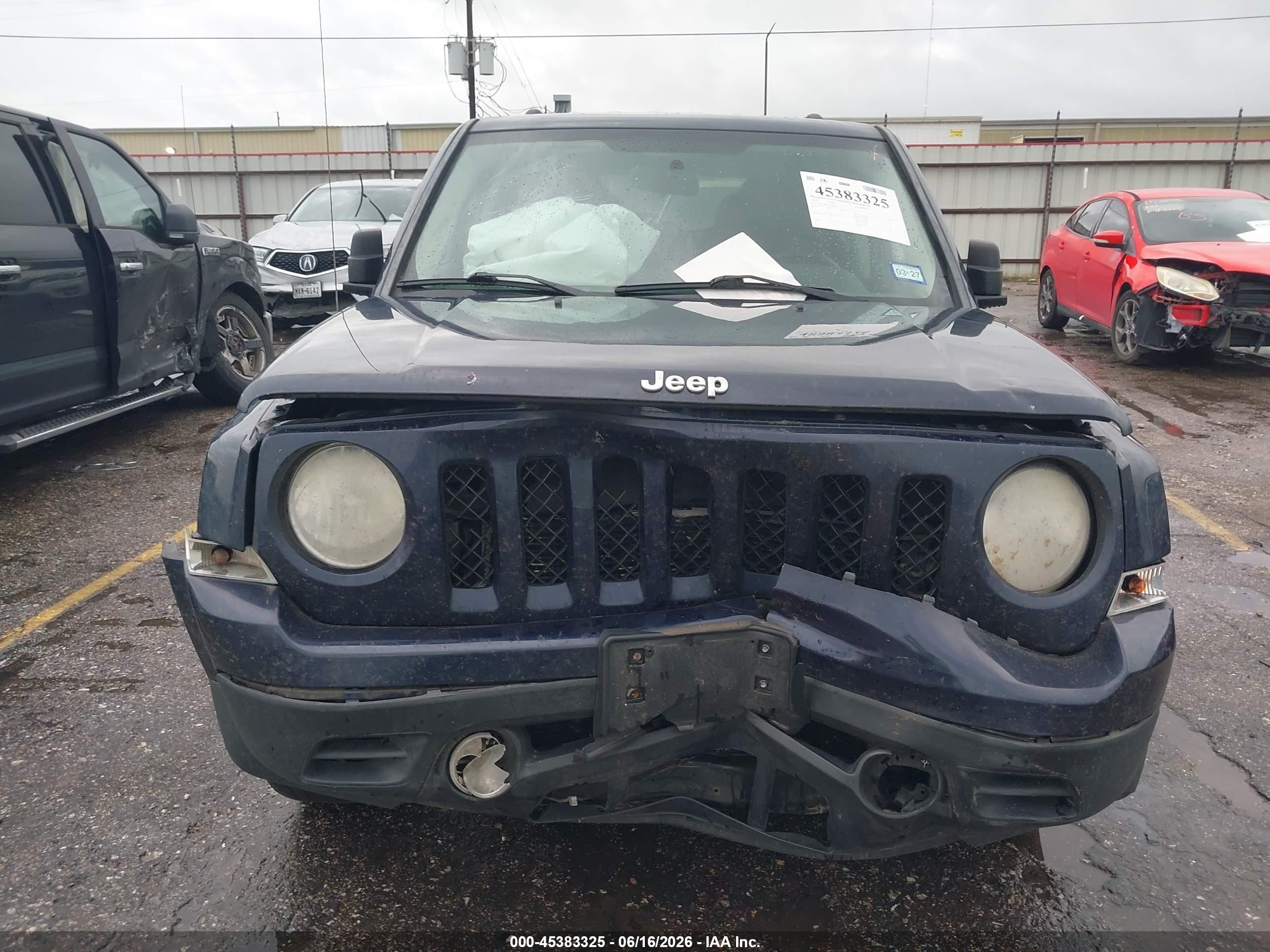 2014 Jeep Patriot Latitude Black vin: 1C4NJRFB5ED693776