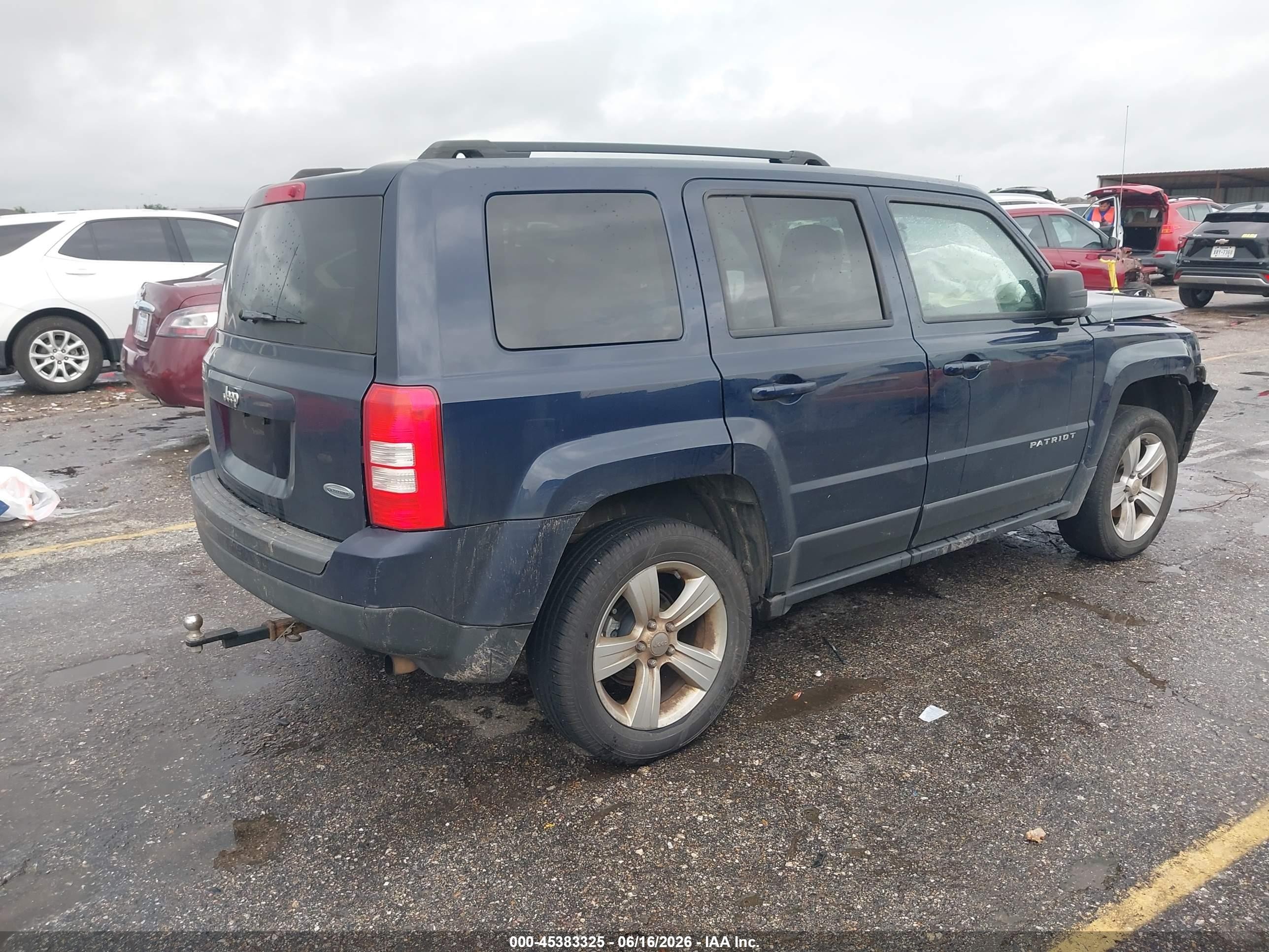 2014 Jeep Patriot Latitude Black vin: 1C4NJRFB5ED693776