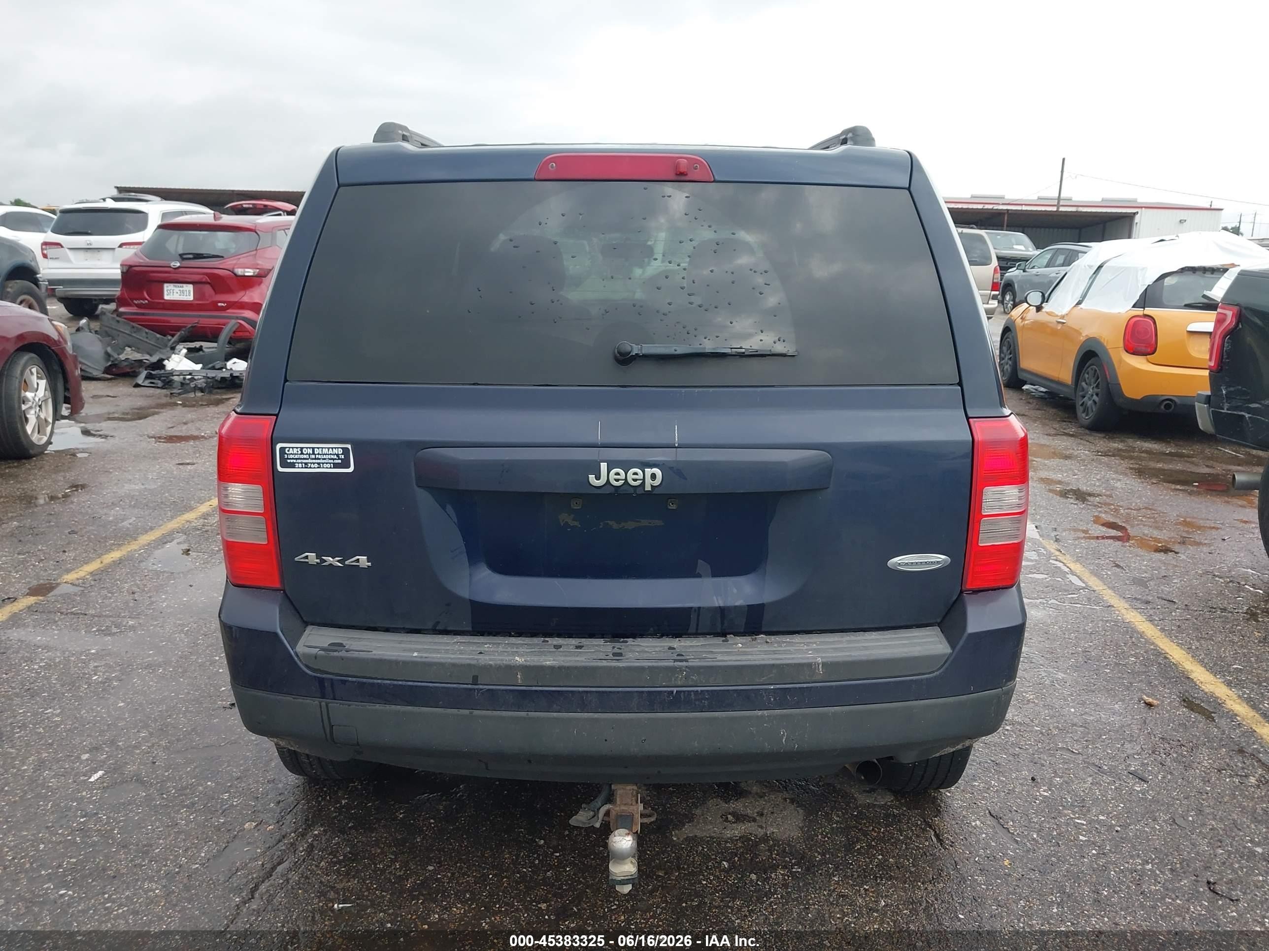 2014 Jeep Patriot Latitude Black vin: 1C4NJRFB5ED693776