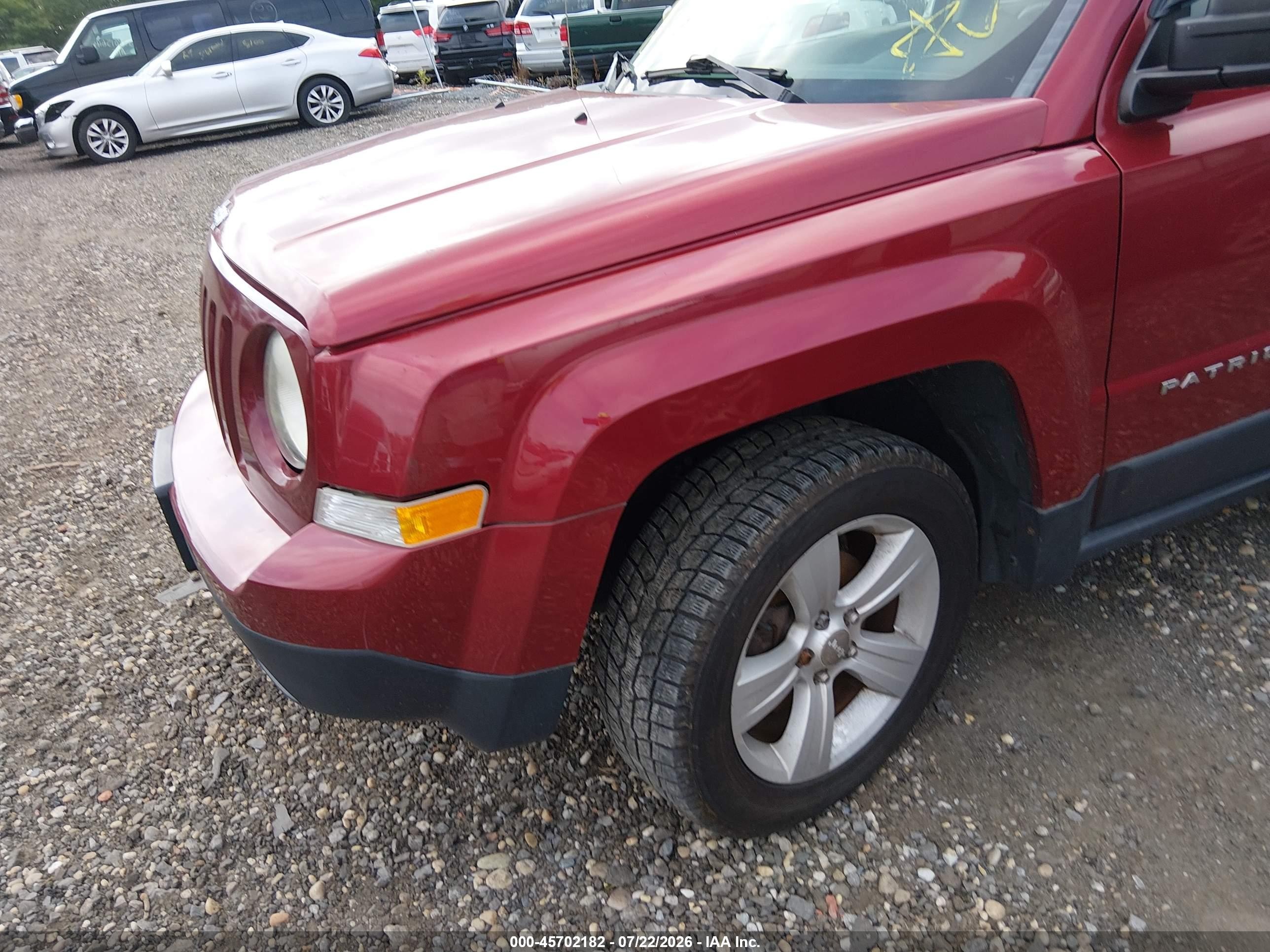 2014 Jeep Patriot Latitude Red vin: 1C4NJRFB5ED809882