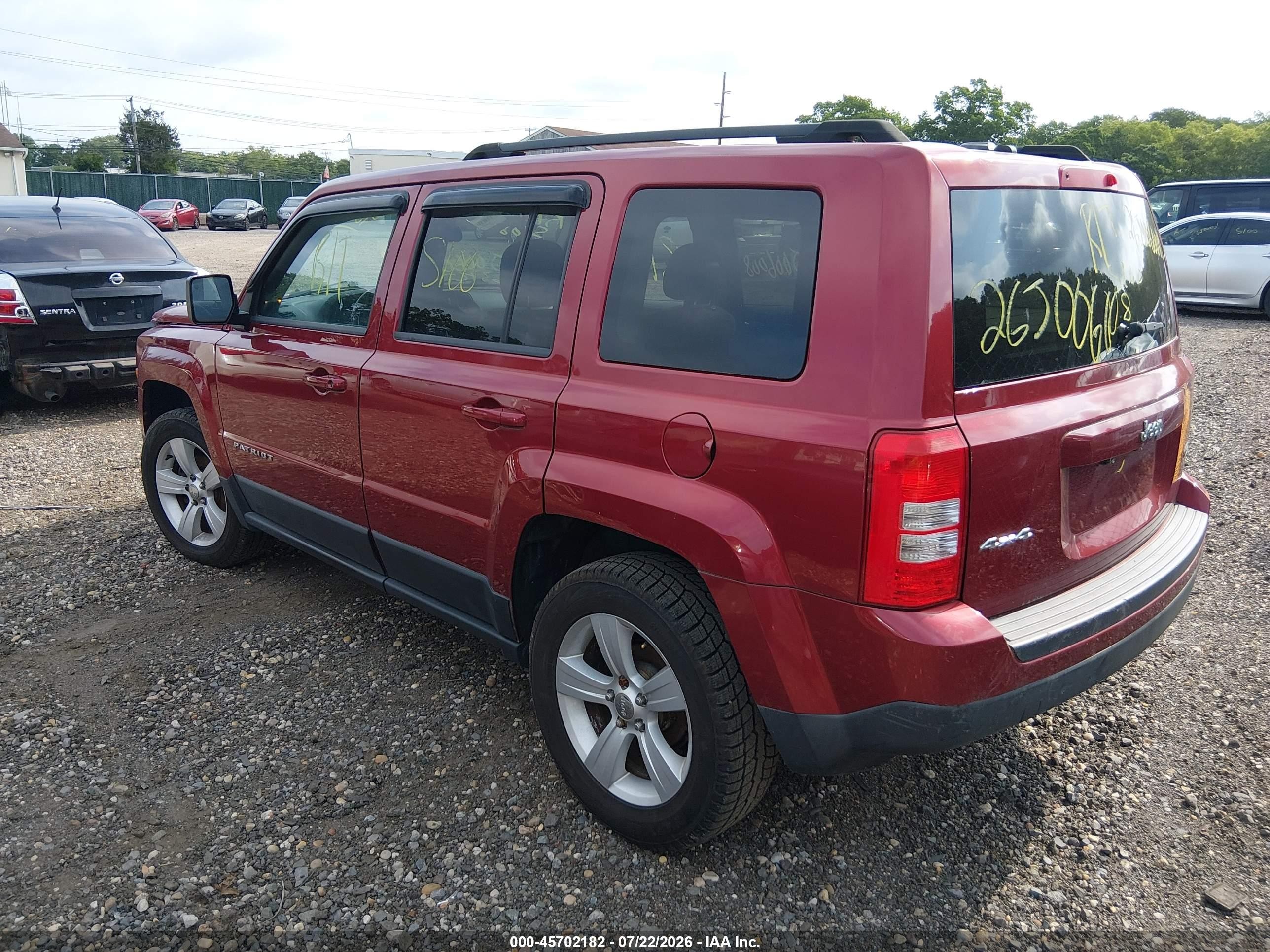 2014 Jeep Patriot Latitude Red vin: 1C4NJRFB5ED809882