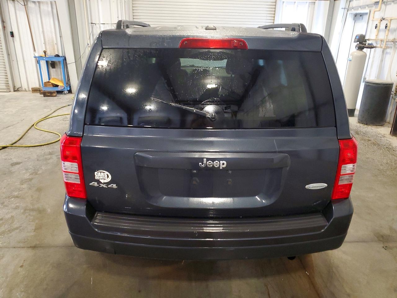 2014 Jeep Patriot Latitude Blue vin: 1C4NJRFB5ED852005