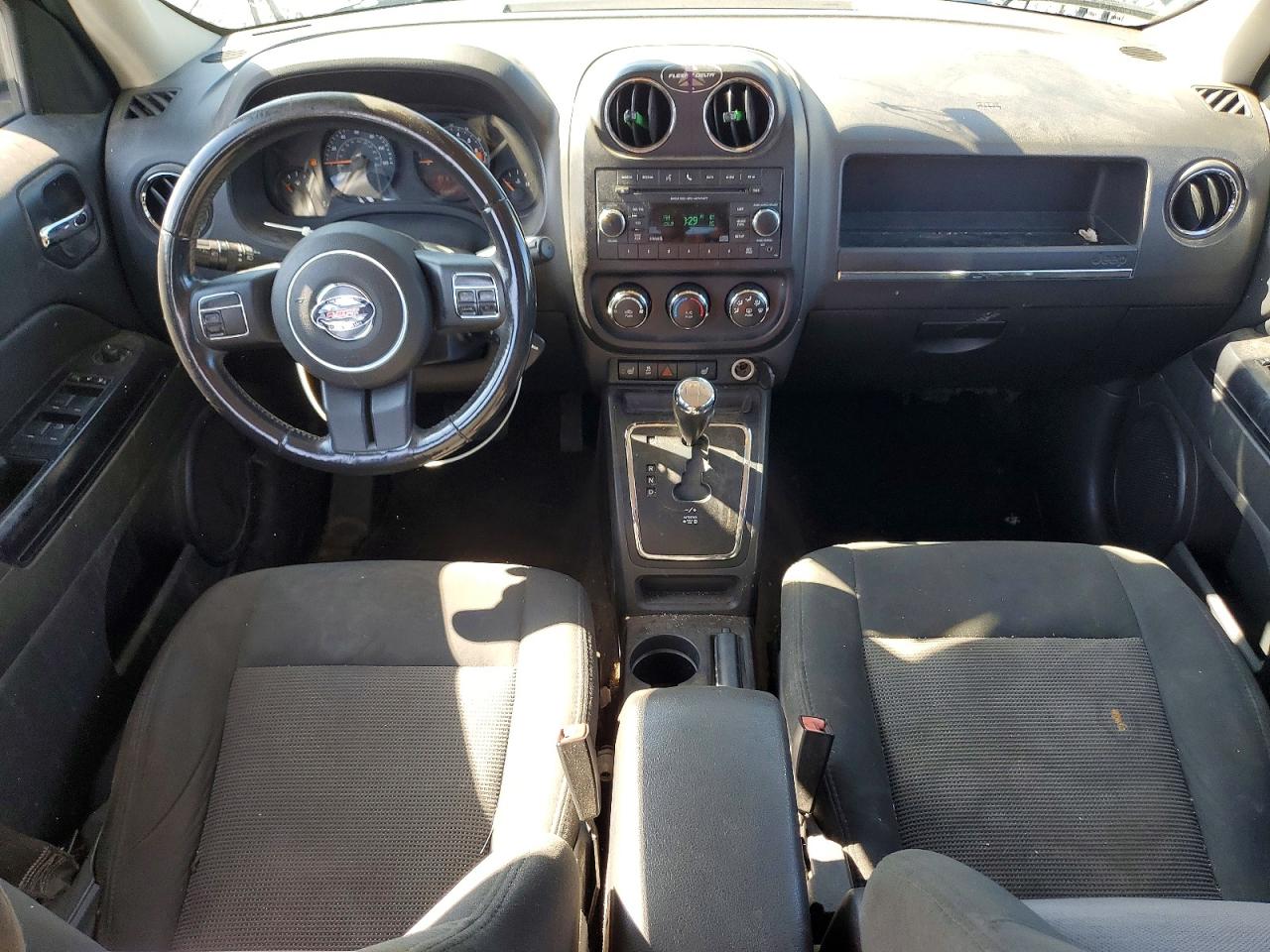 2014 Jeep Patriot Latitude Gray vin: 1C4NJRFB5ED910310