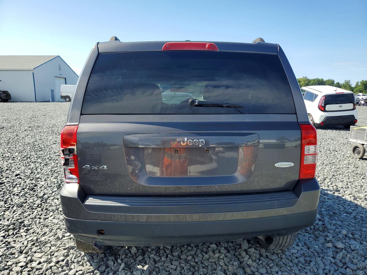 2014 Jeep Patriot Latitude Gray vin: 1C4NJRFB5ED910310