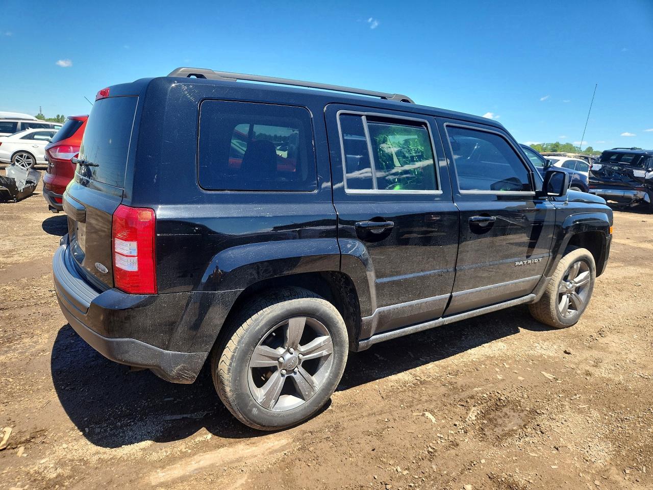 2015 Jeep Patriot Latitude Black vin: 1C4NJRFB5FD218193