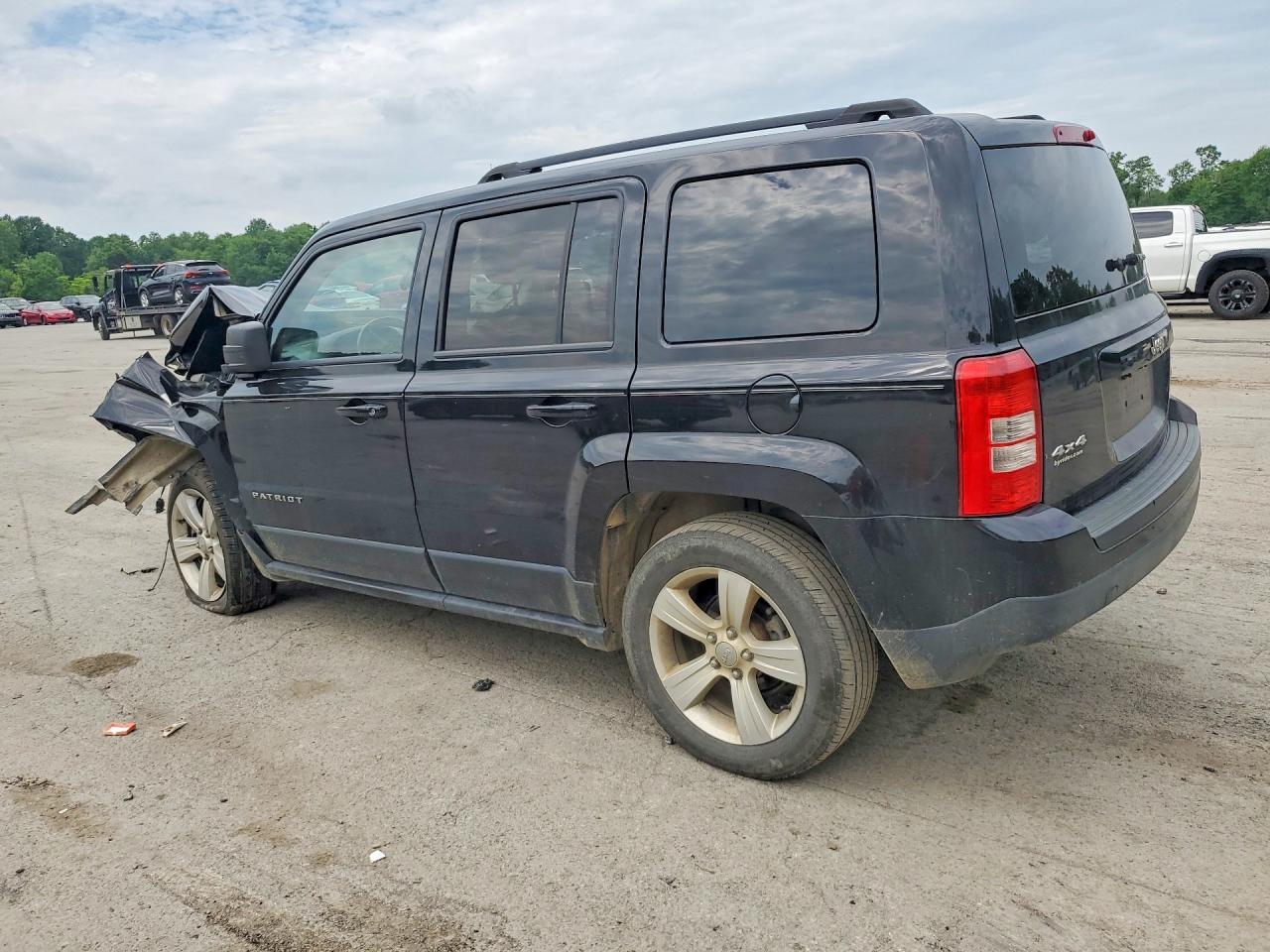 2015 Jeep Patriot Latitude Черный vin: 1C4NJRFB5FD321484