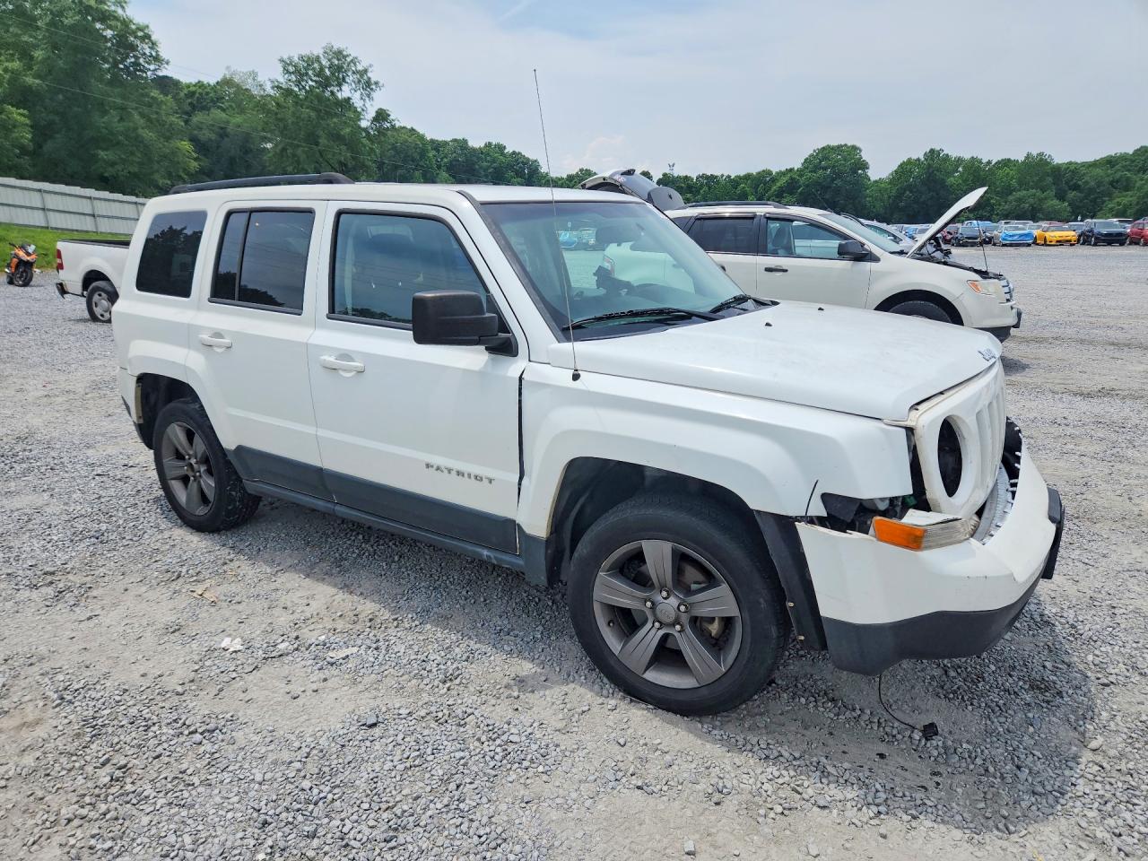 2015 Jeep Patriot Latitude Белый vin: 1C4NJRFB5FD339841