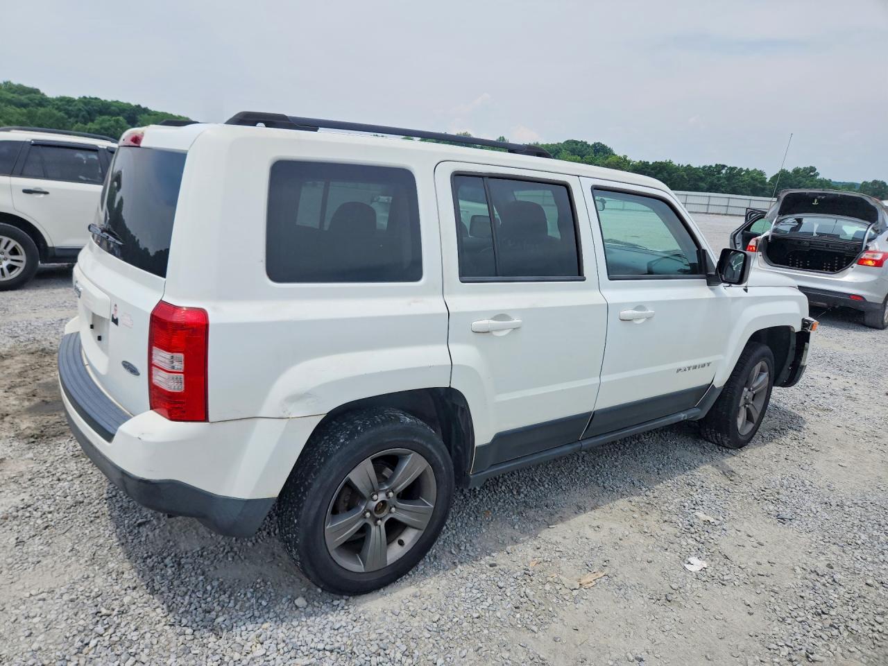 2015 Jeep Patriot Latitude Белый vin: 1C4NJRFB5FD339841