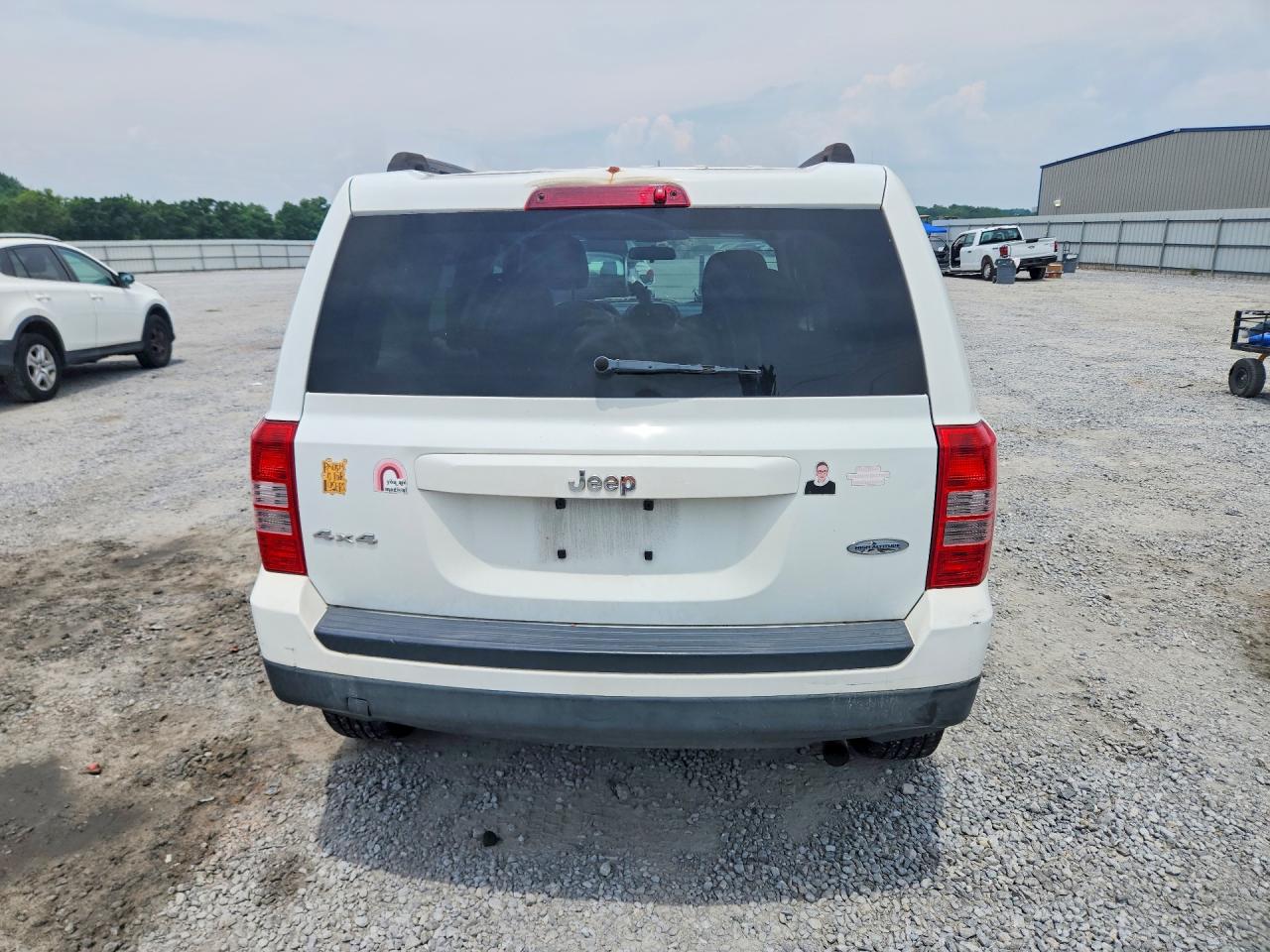 2015 Jeep Patriot Latitude Белый vin: 1C4NJRFB5FD339841