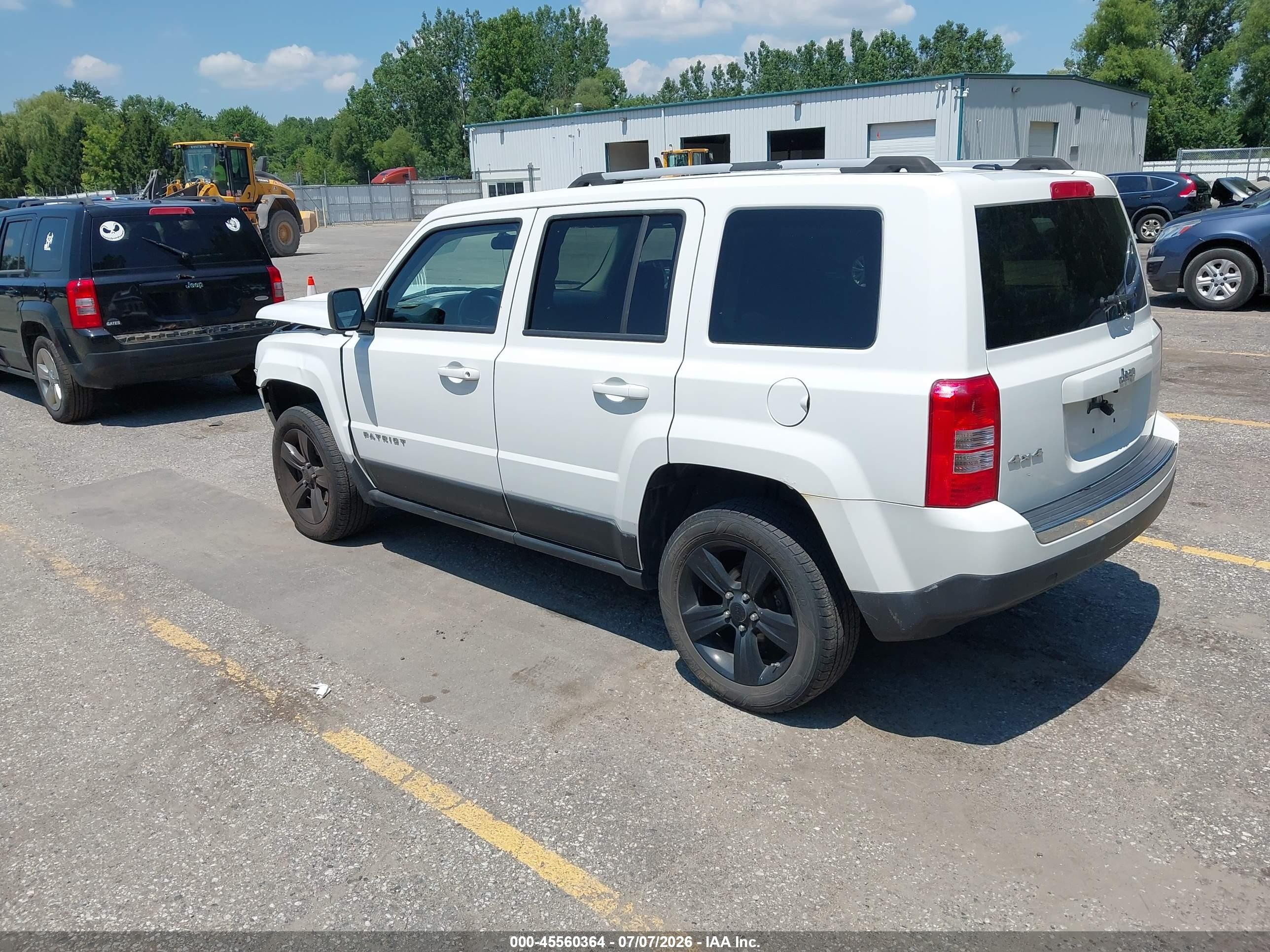 2012 Jeep Patriot Latitude White vin: 1C4NJRFB6CD689765
