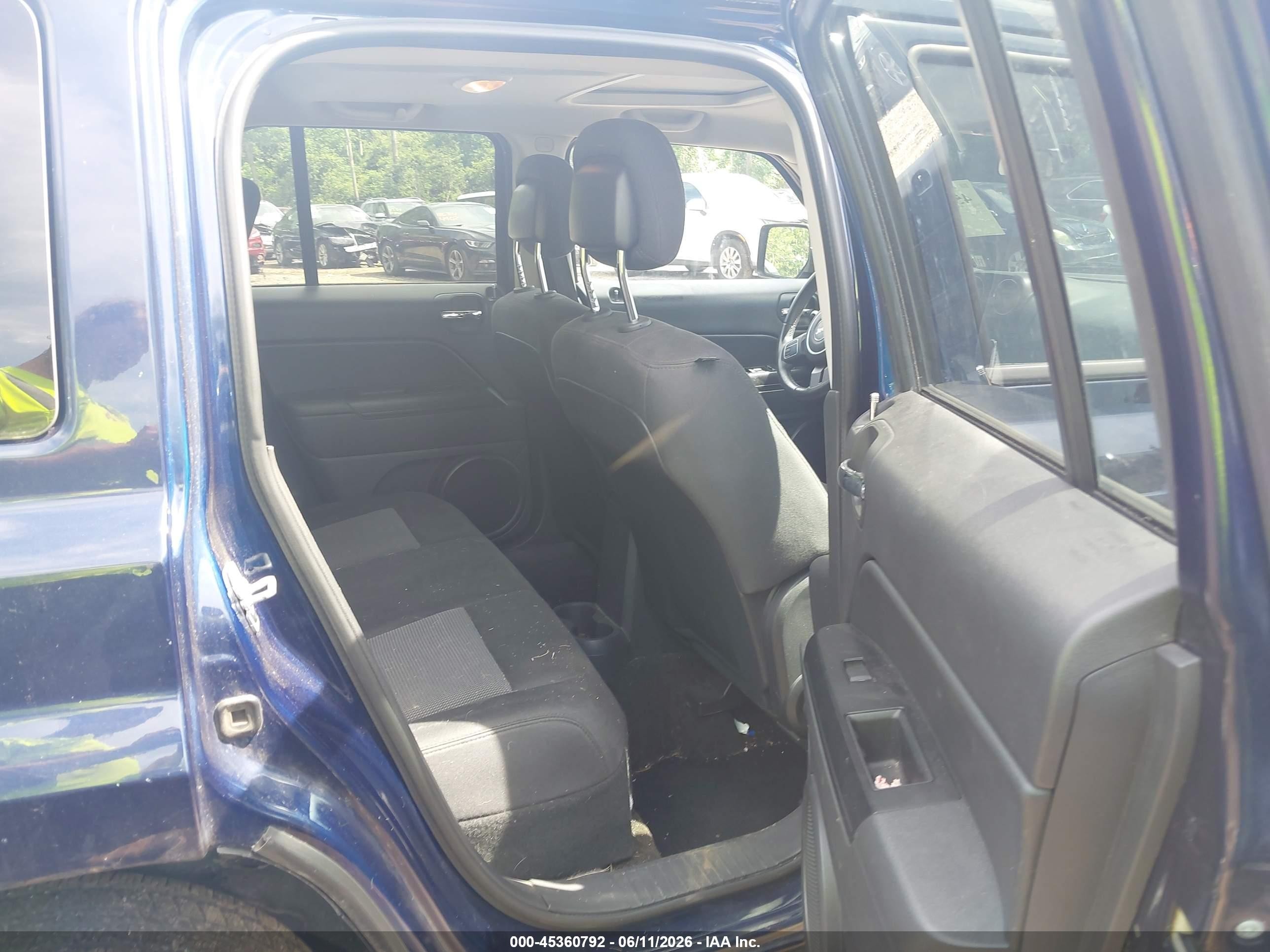 2014 Jeep Patriot Latitude Dark Blue vin: 1C4NJRFB6ED508960