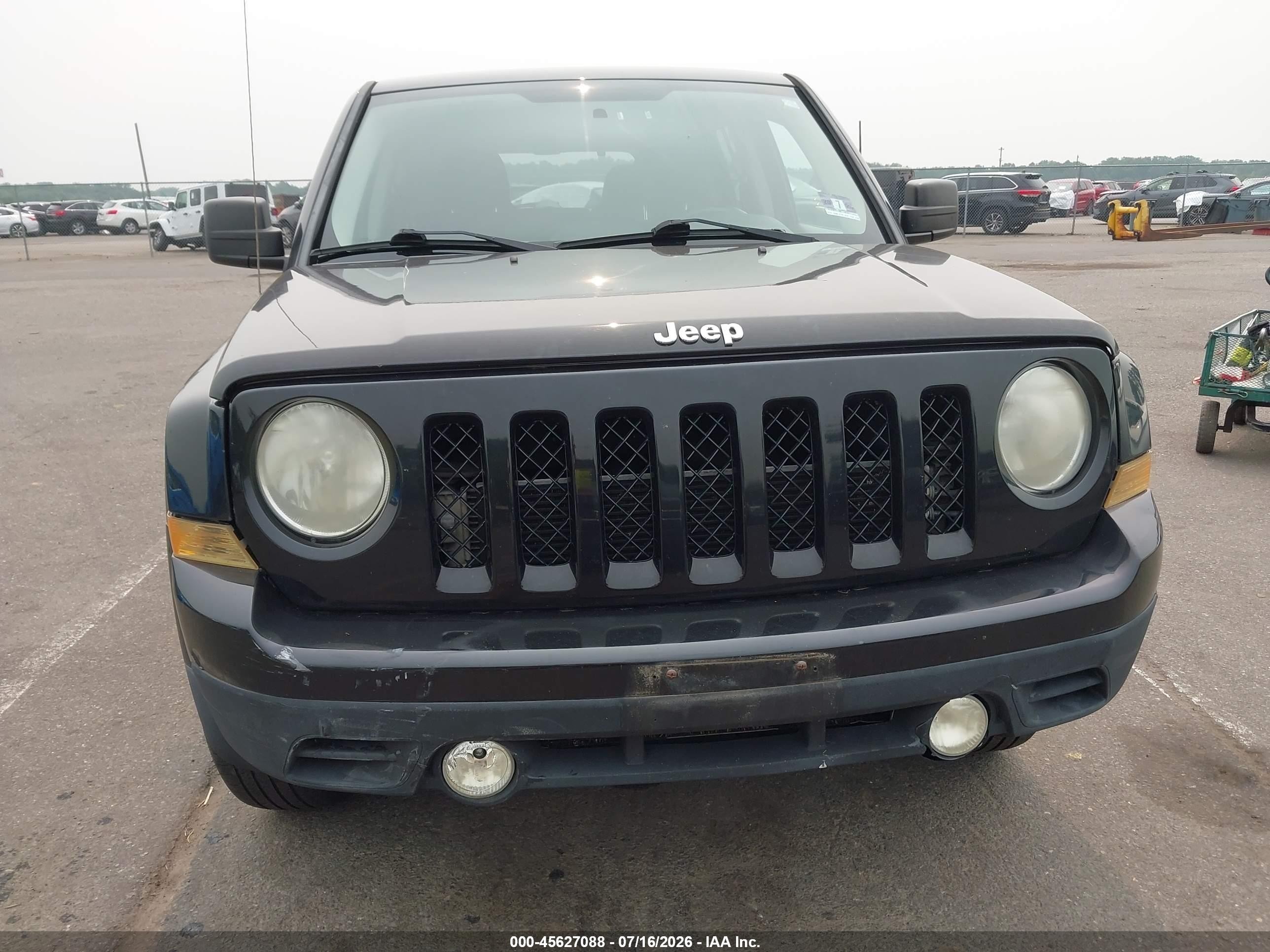 2014 Jeep Patriot Latitude Черный vin: 1C4NJRFB6ED512300