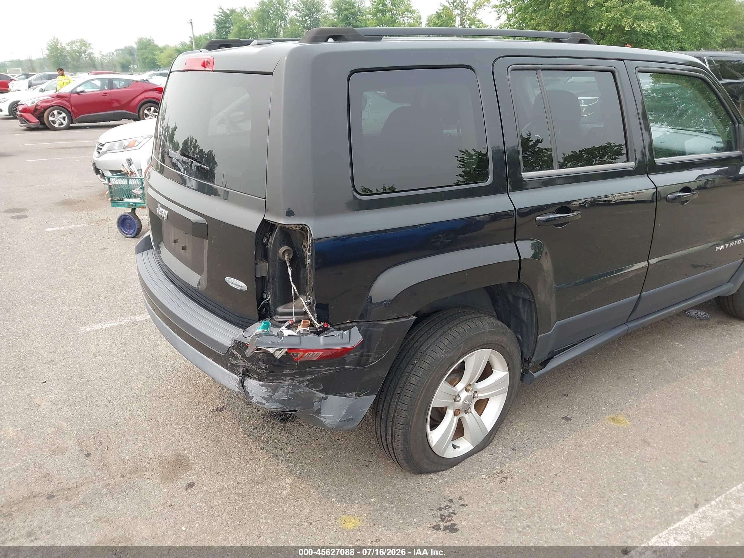 2014 Jeep Patriot Latitude Черный vin: 1C4NJRFB6ED512300