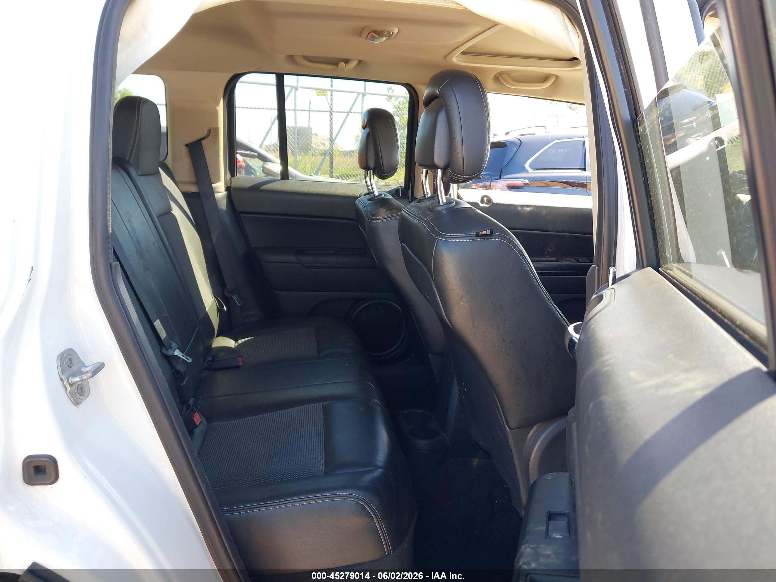 2014 Jeep Patriot Latitude White vin: 1C4NJRFB6ED617547