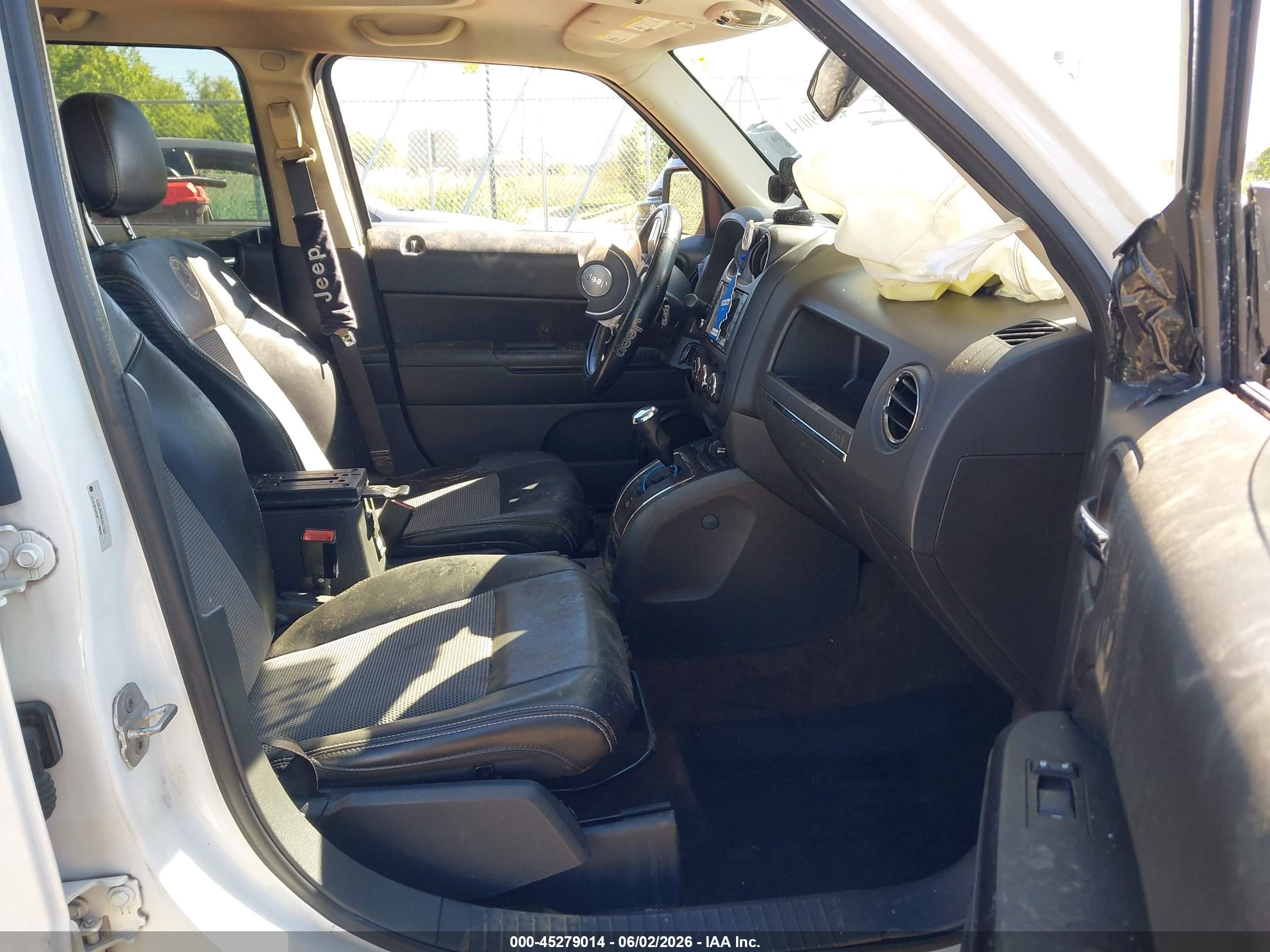 2014 Jeep Patriot Latitude White vin: 1C4NJRFB6ED617547