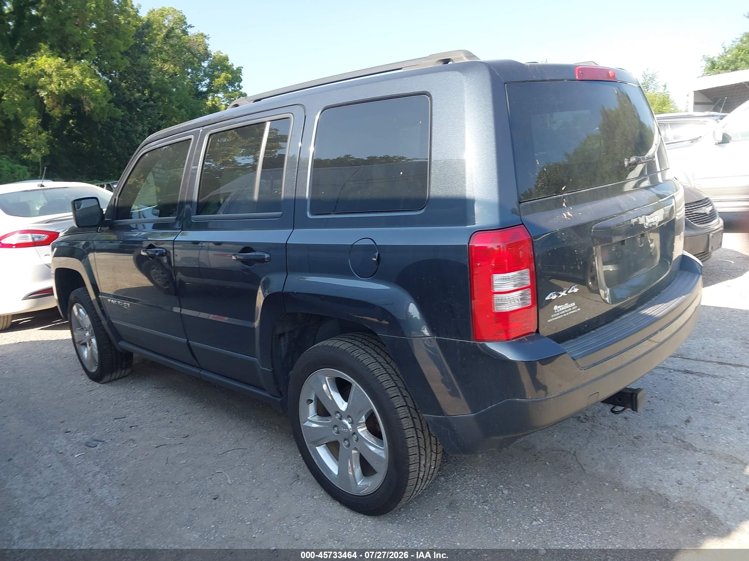 2014 Jeep Patriot Latitude Gray vin: 1C4NJRFB6ED862476