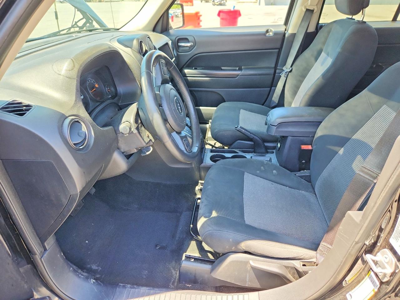 2015 Jeep Patriot Latitude Black vin: 1C4NJRFB6FD154147