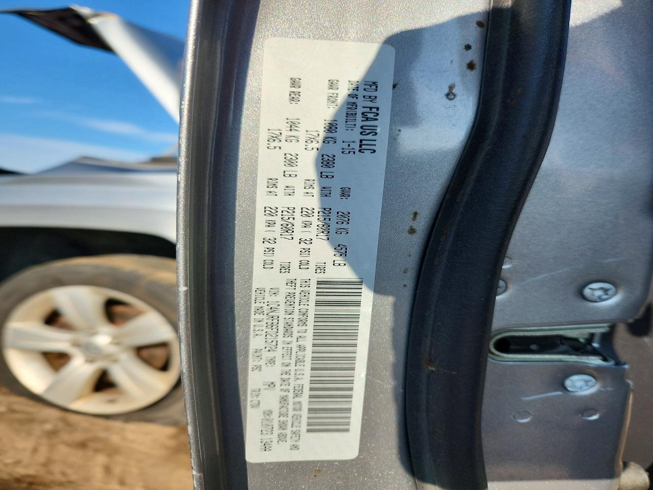 2015 Jeep Patriot Latitude Silver vin: 1C4NJRFB6FD215724