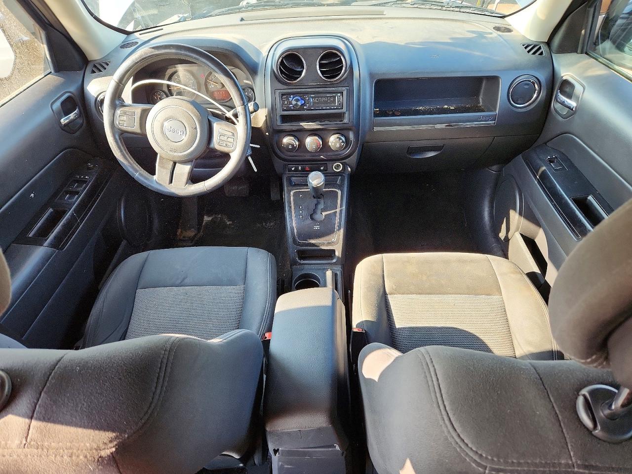2015 Jeep Patriot Latitude Silver vin: 1C4NJRFB6FD215724