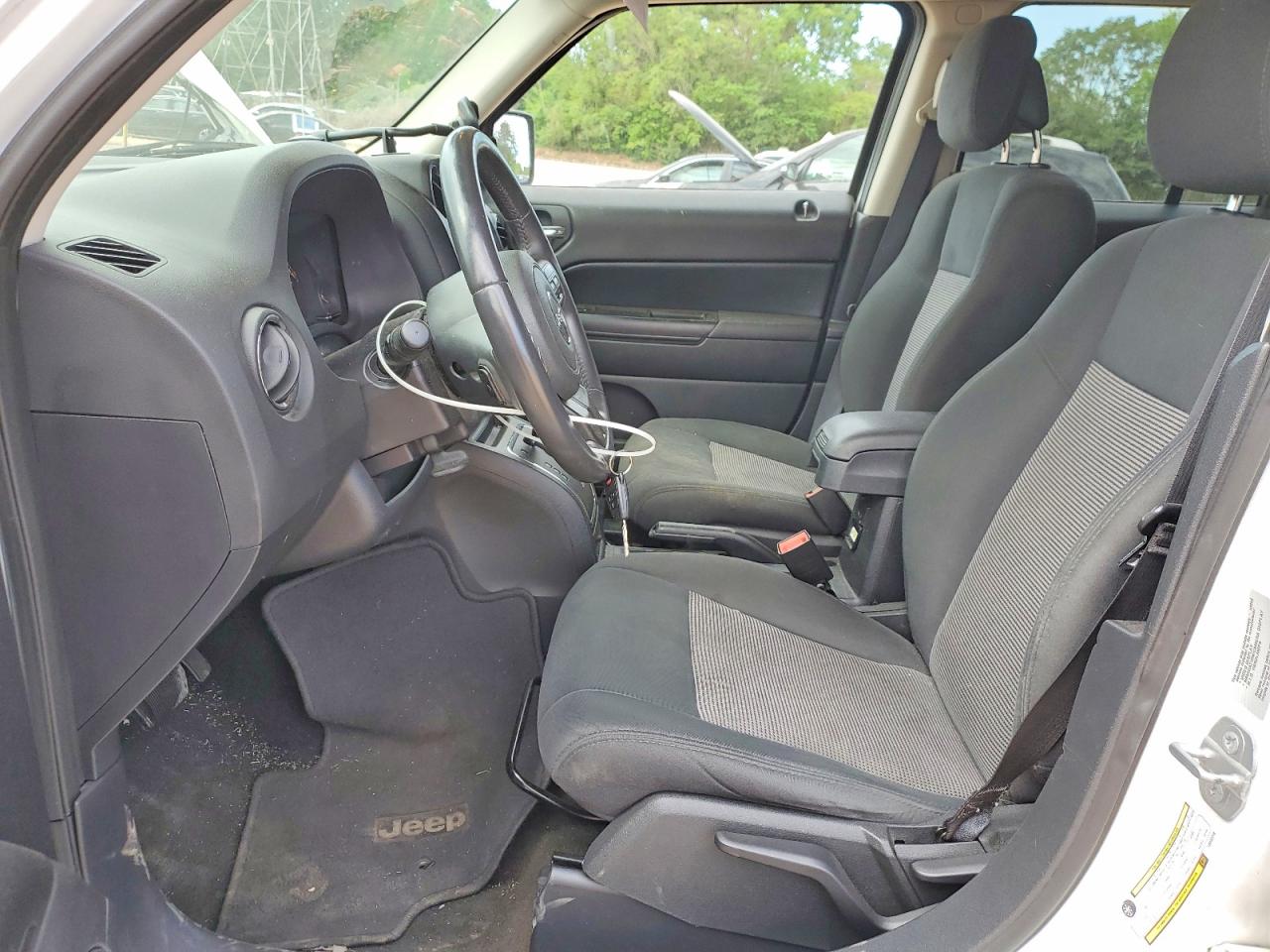 2015 Jeep Patriot Latitude White vin: 1C4NJRFB6FD232278