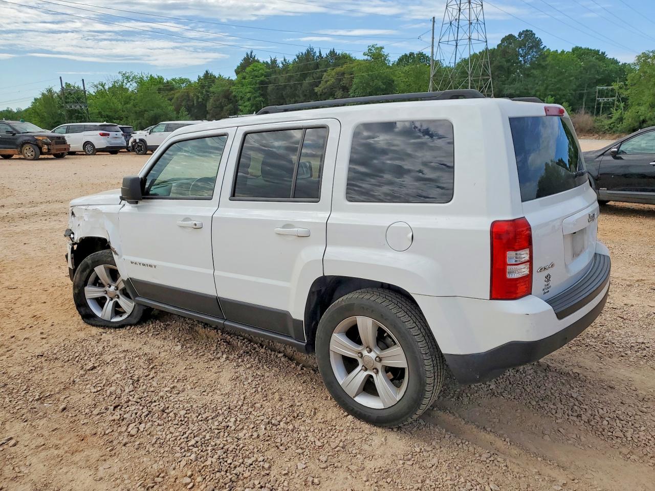 2015 Jeep Patriot Latitude White vin: 1C4NJRFB6FD232278
