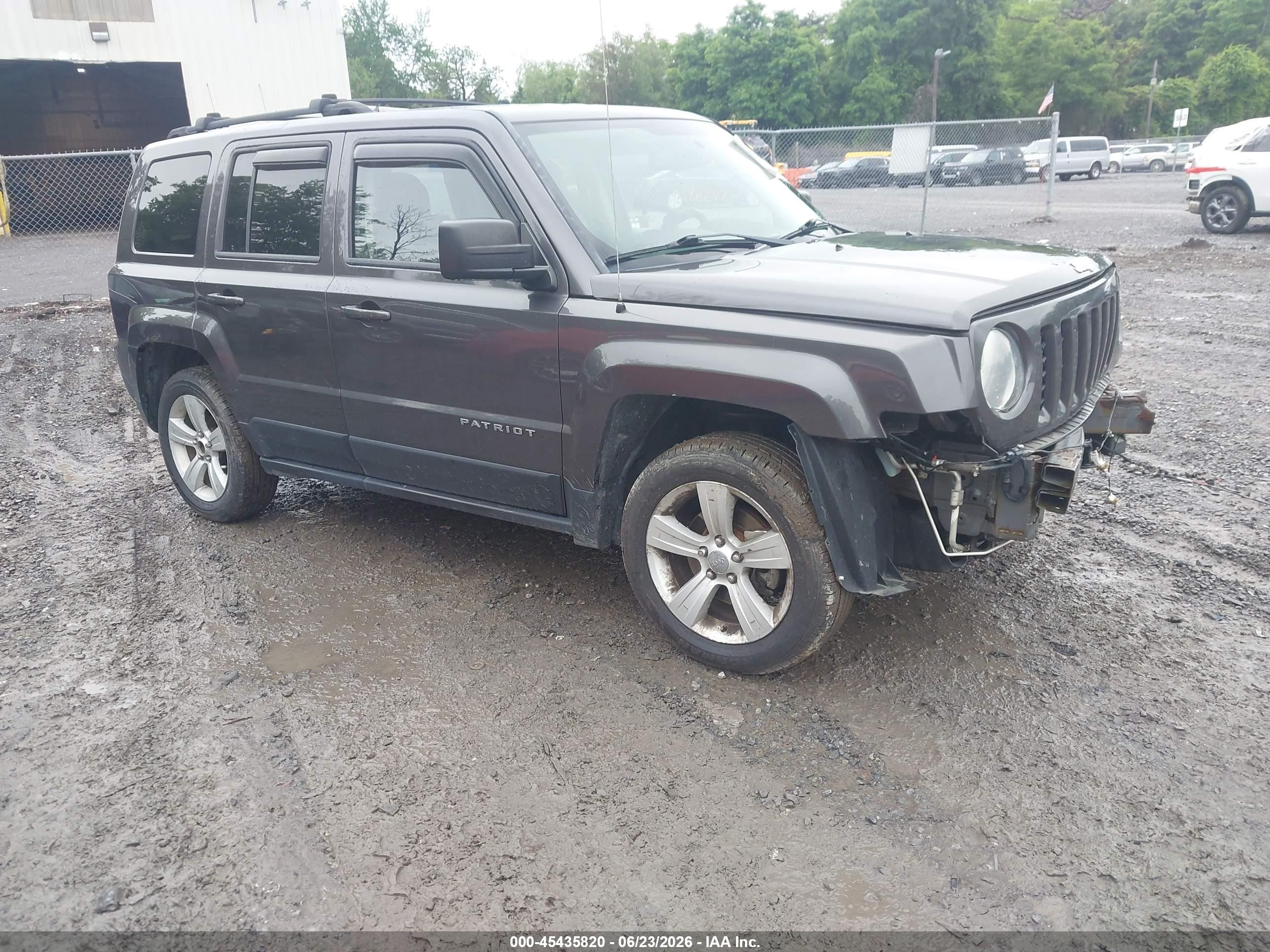2015 Jeep Patriot Latitude Black vin: 1C4NJRFB6FD258573
