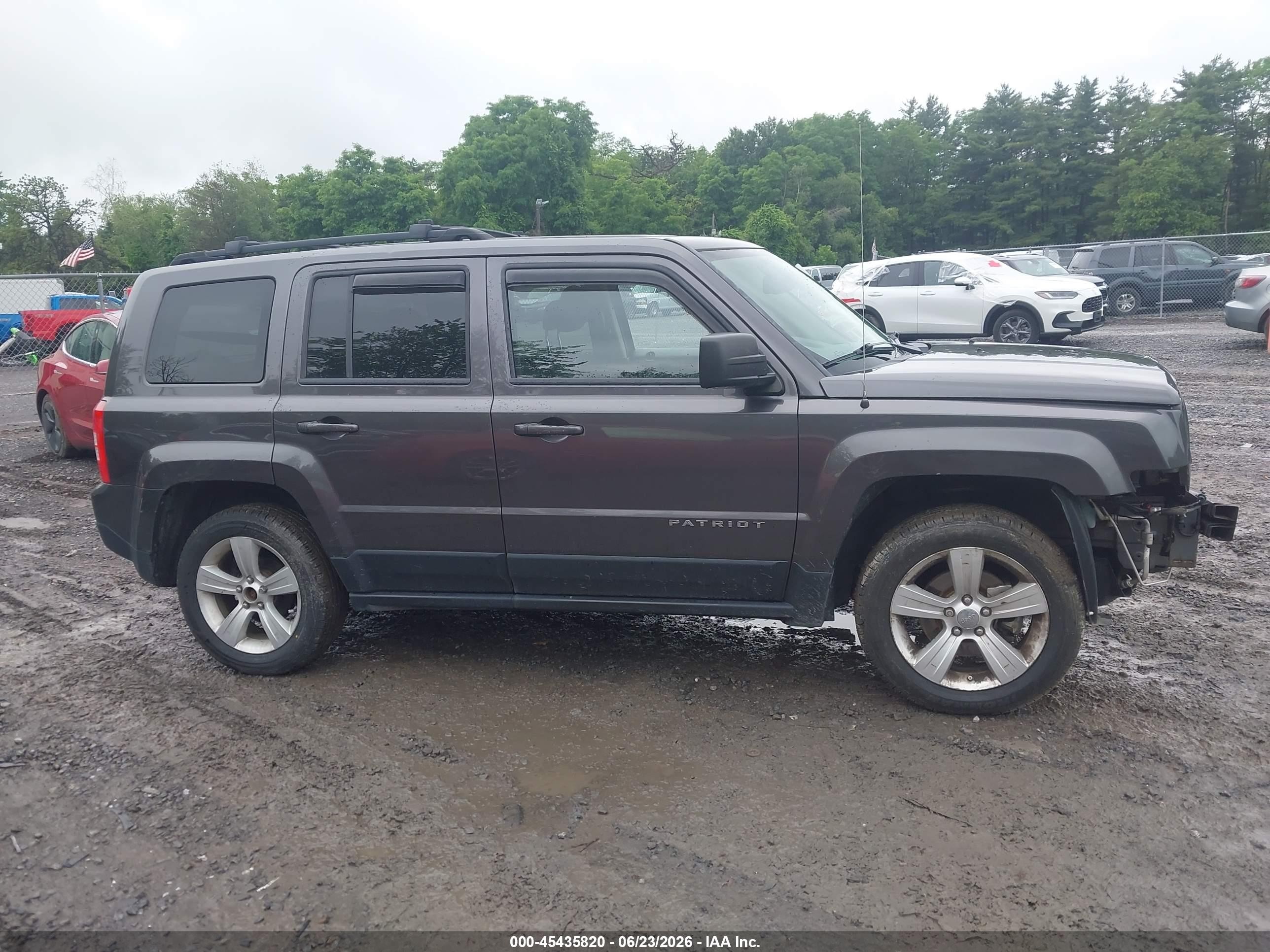 2015 Jeep Patriot Latitude Black vin: 1C4NJRFB6FD258573