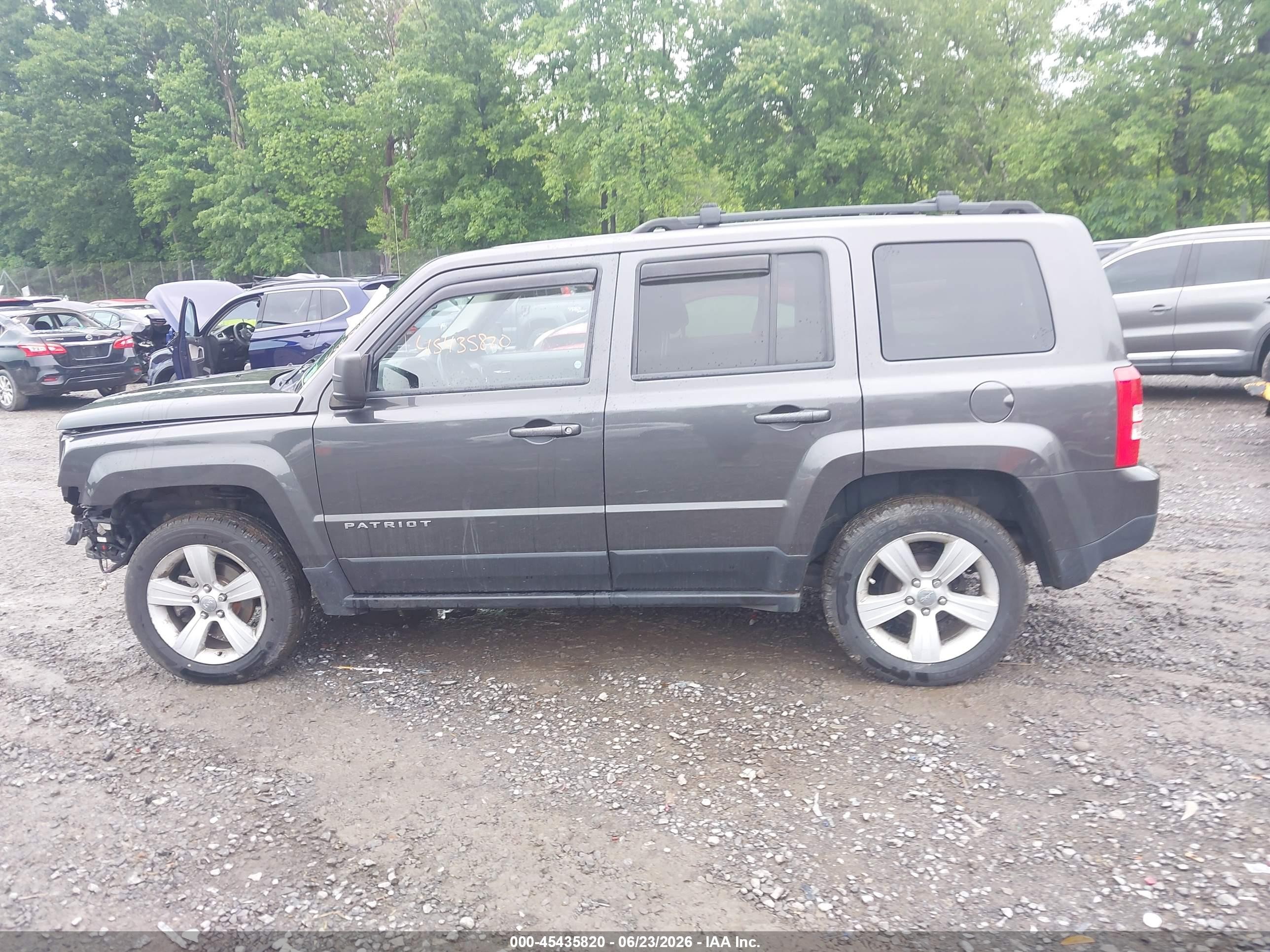 2015 Jeep Patriot Latitude Black vin: 1C4NJRFB6FD258573