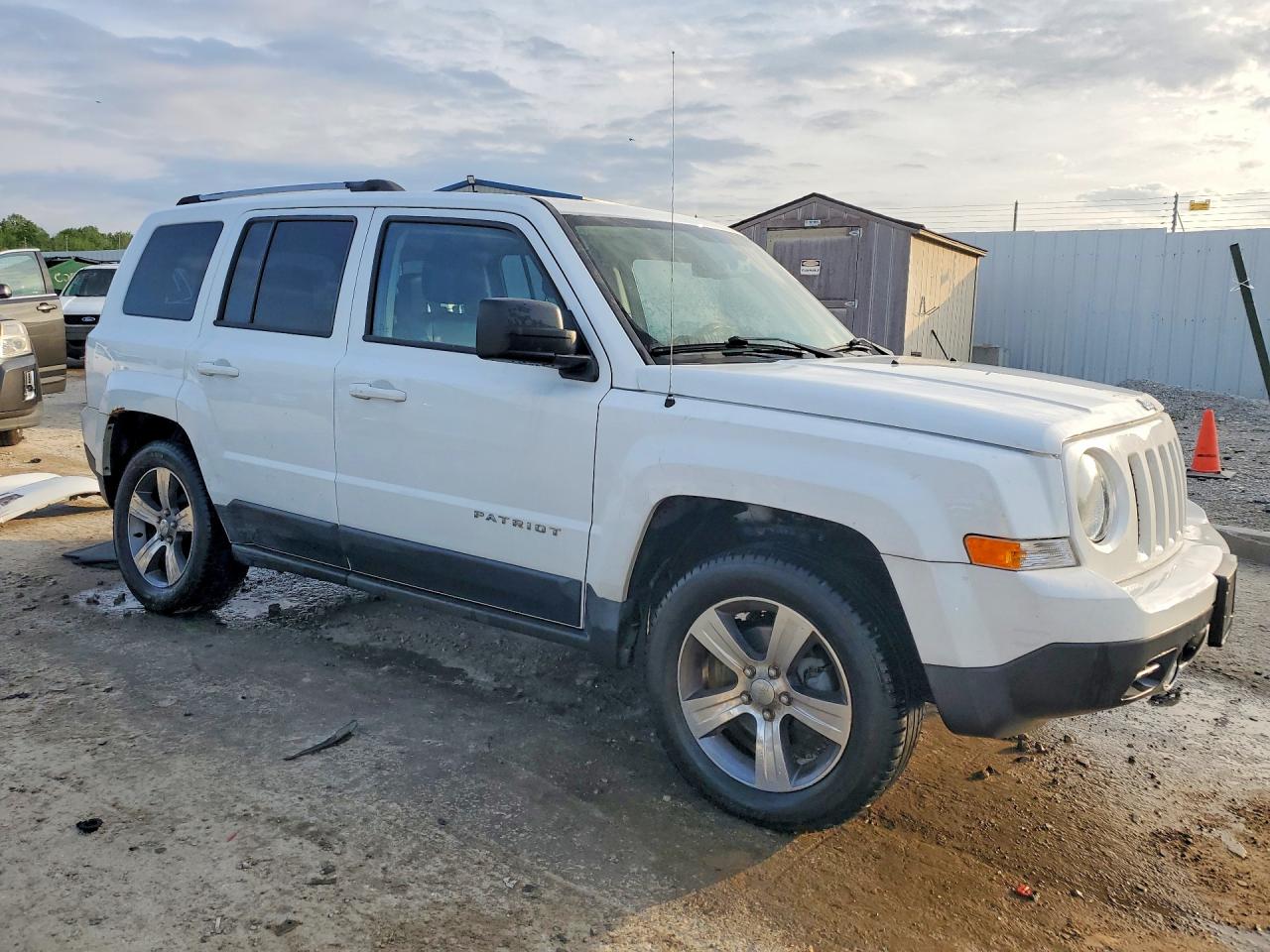 2017 Jeep Patriot Latitude White vin: 1C4NJRFB6HD195073