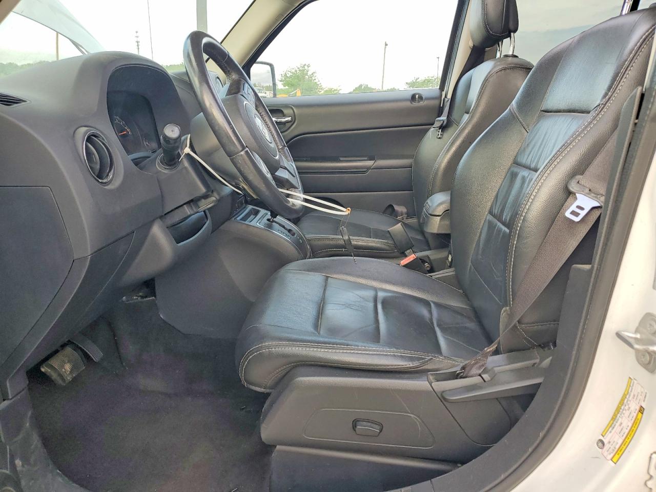 2017 Jeep Patriot Latitude White vin: 1C4NJRFB6HD195073