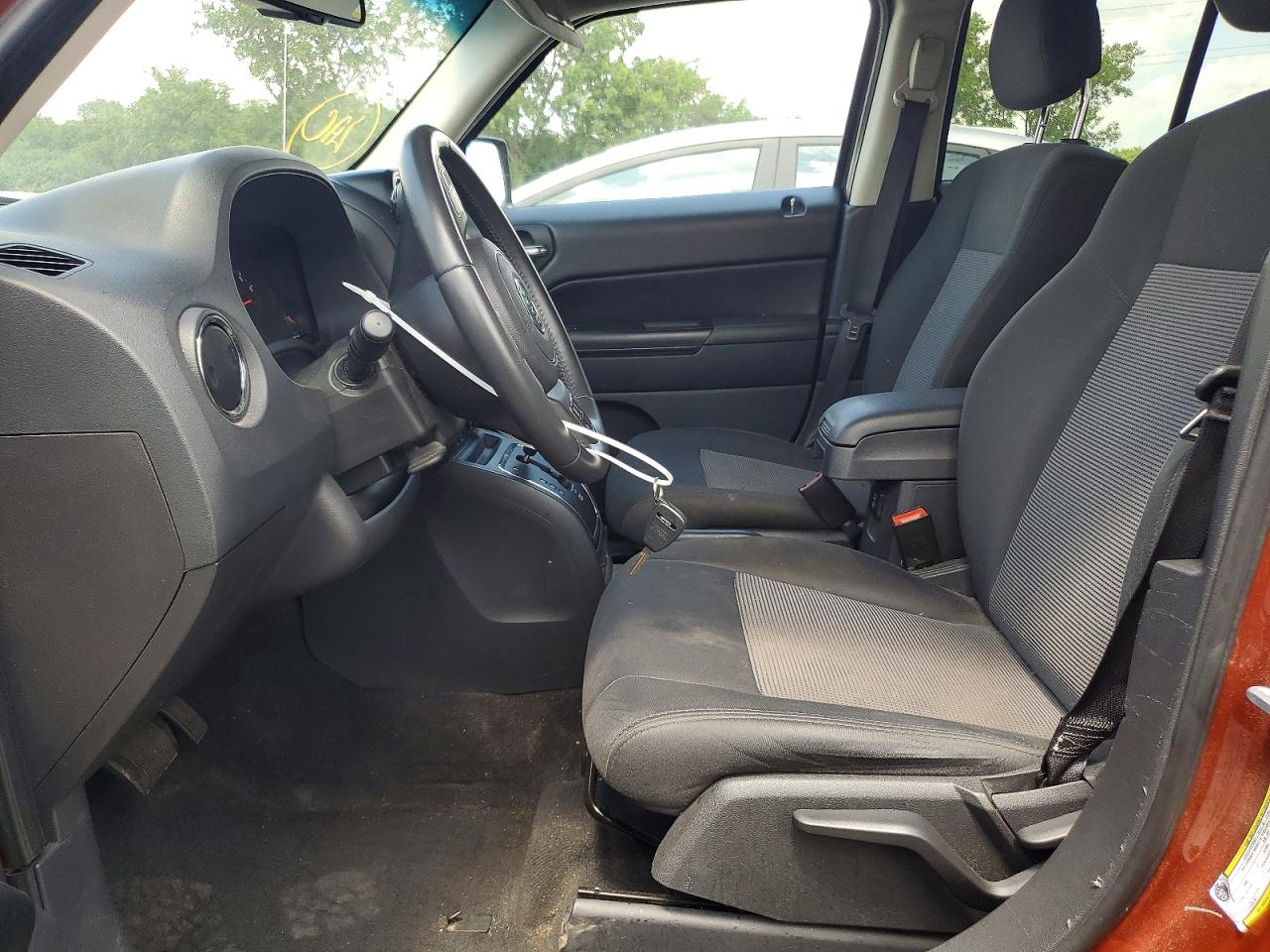 2012 Jeep Patriot Latitude Orange vin: 1C4NJRFB7CD617022