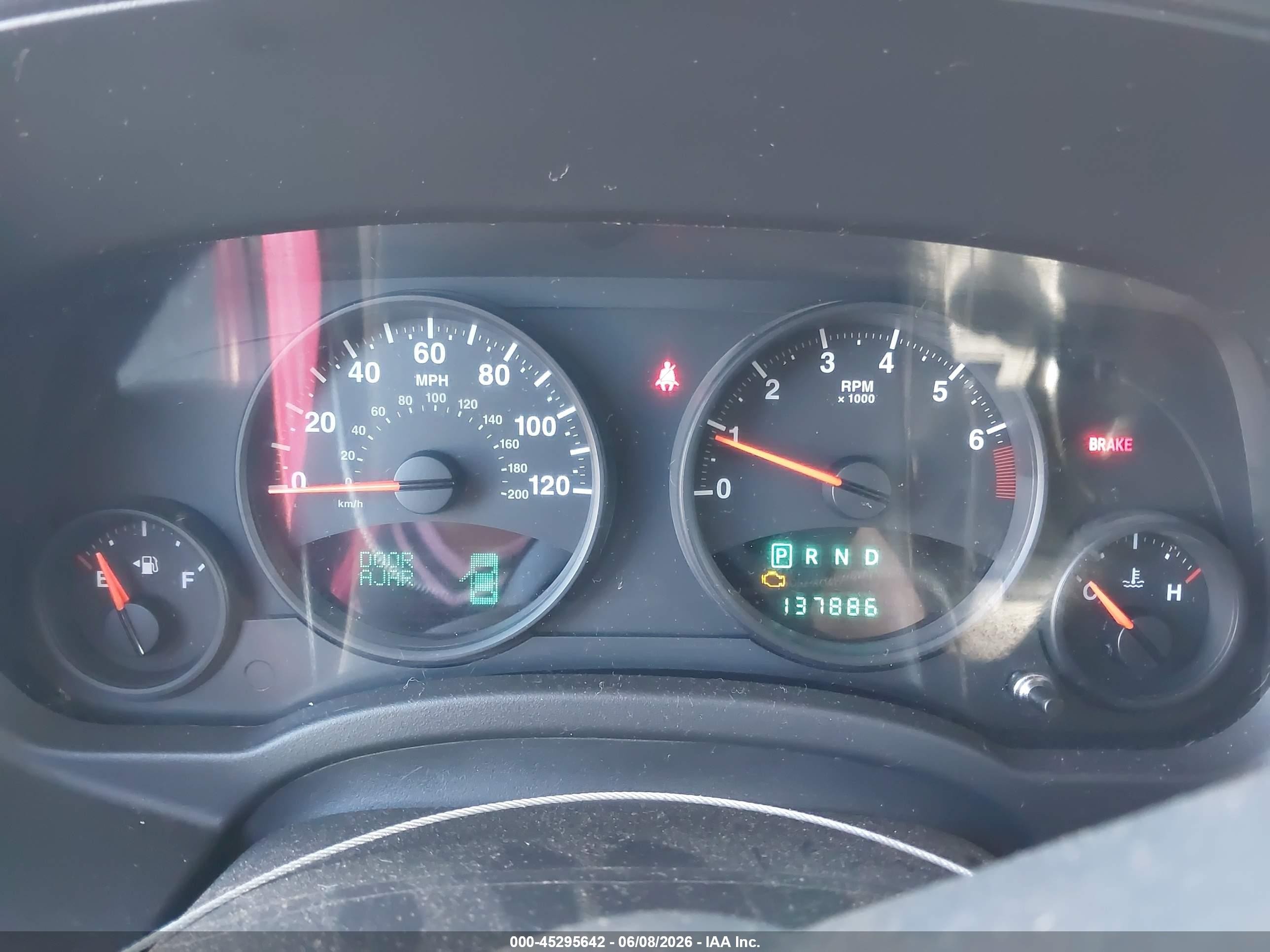 2012 Jeep Patriot Latitude Red vin: 1C4NJRFB7CD655513
