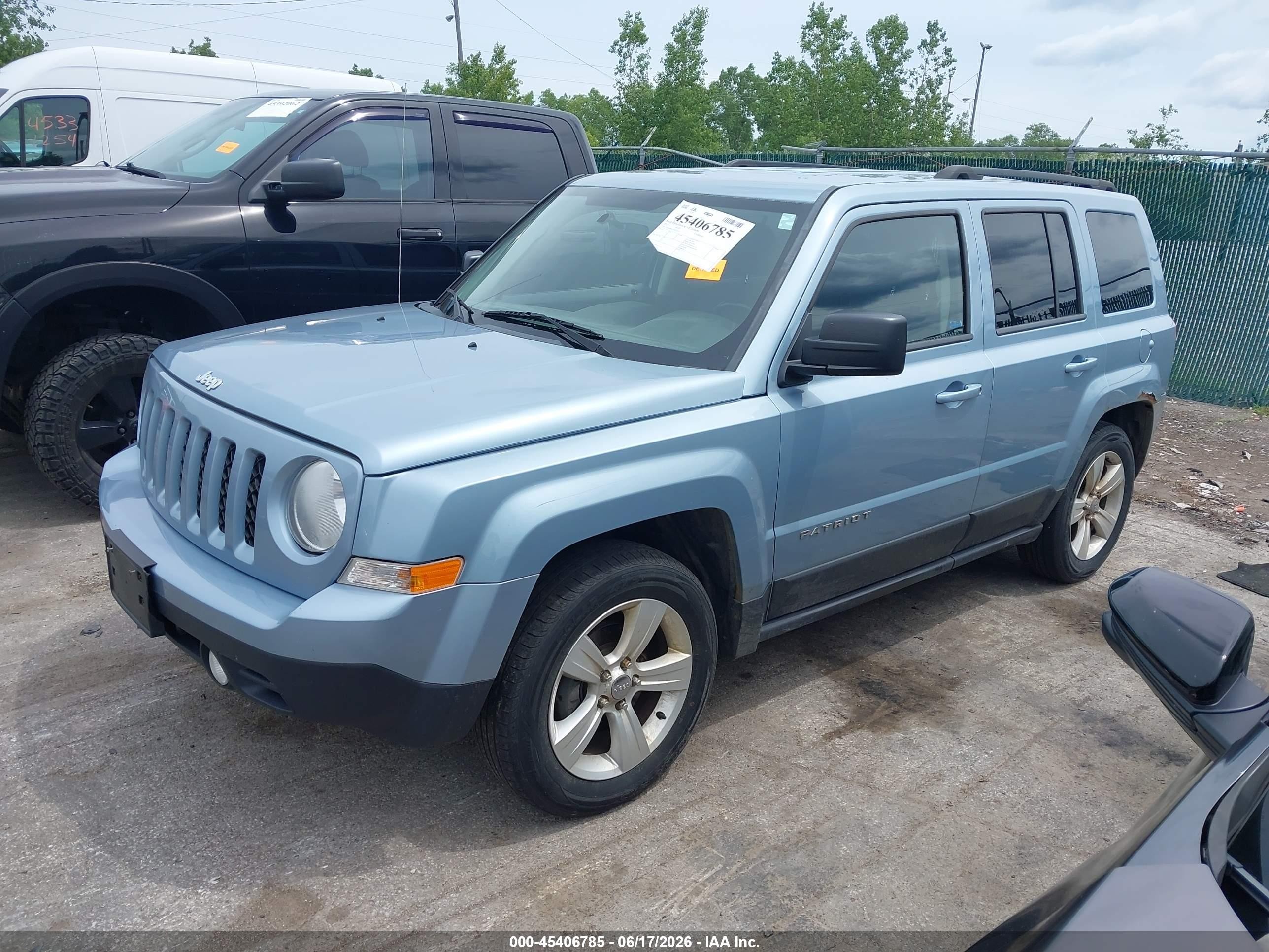 2013 Jeep Patriot Latitude Blue vin: 1C4NJRFB7DD212277