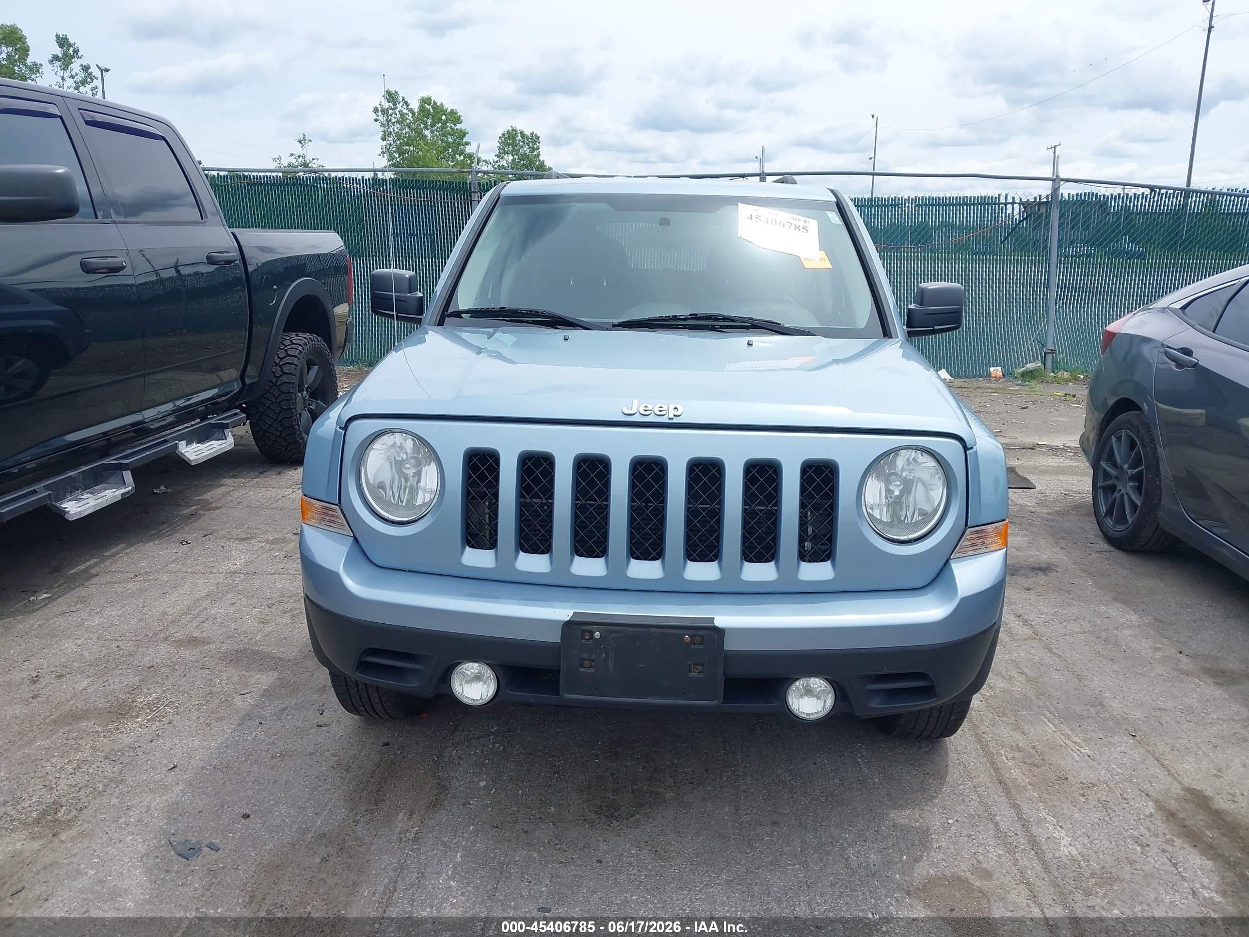 2013 Jeep Patriot Latitude Blue vin: 1C4NJRFB7DD212277