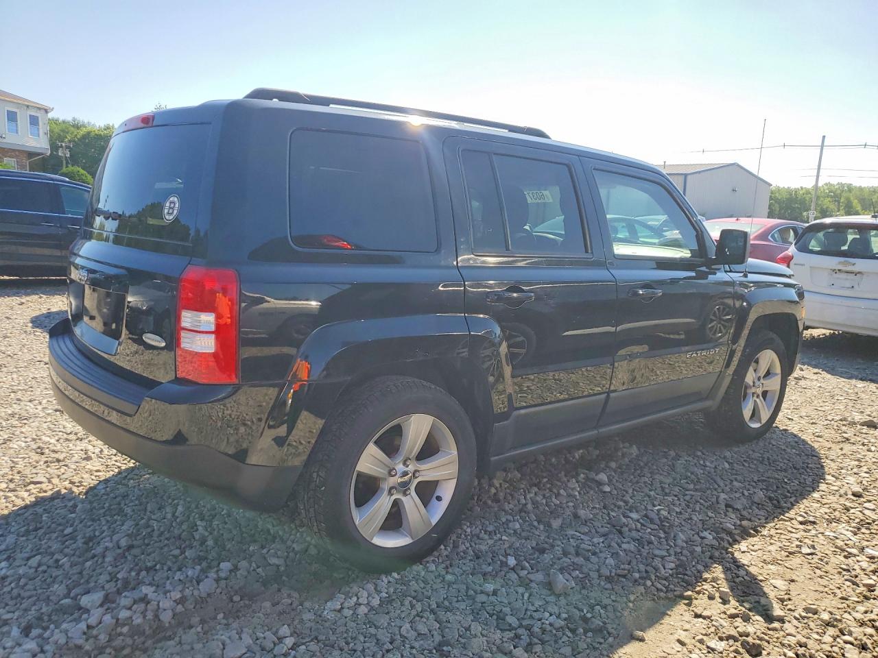 2013 Jeep Patriot Latitude Black vin: 1C4NJRFB7DD212571