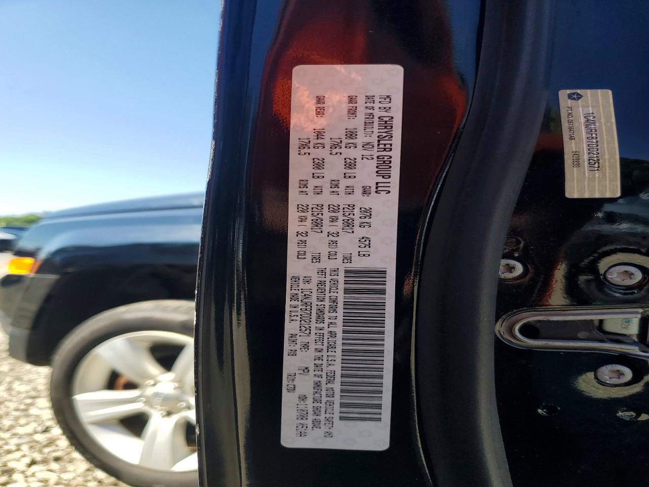 2013 Jeep Patriot Latitude Black vin: 1C4NJRFB7DD212571