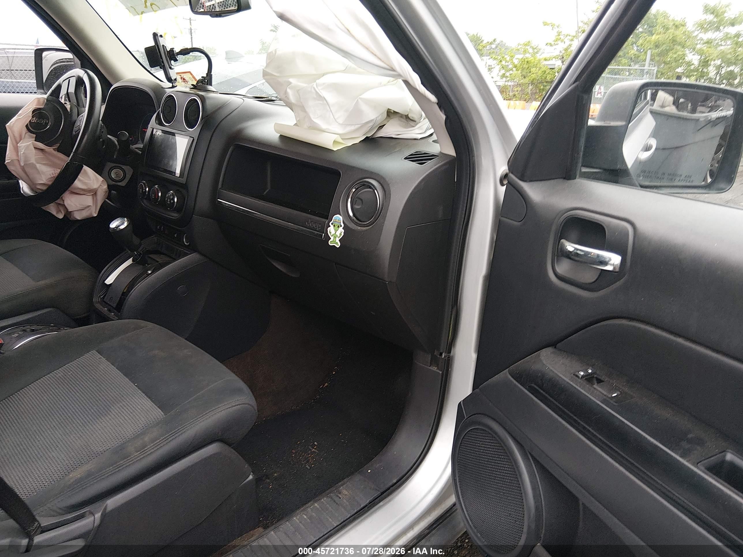 2013 Jeep Patriot Latitude Silver vin: 1C4NJRFB7DD234439