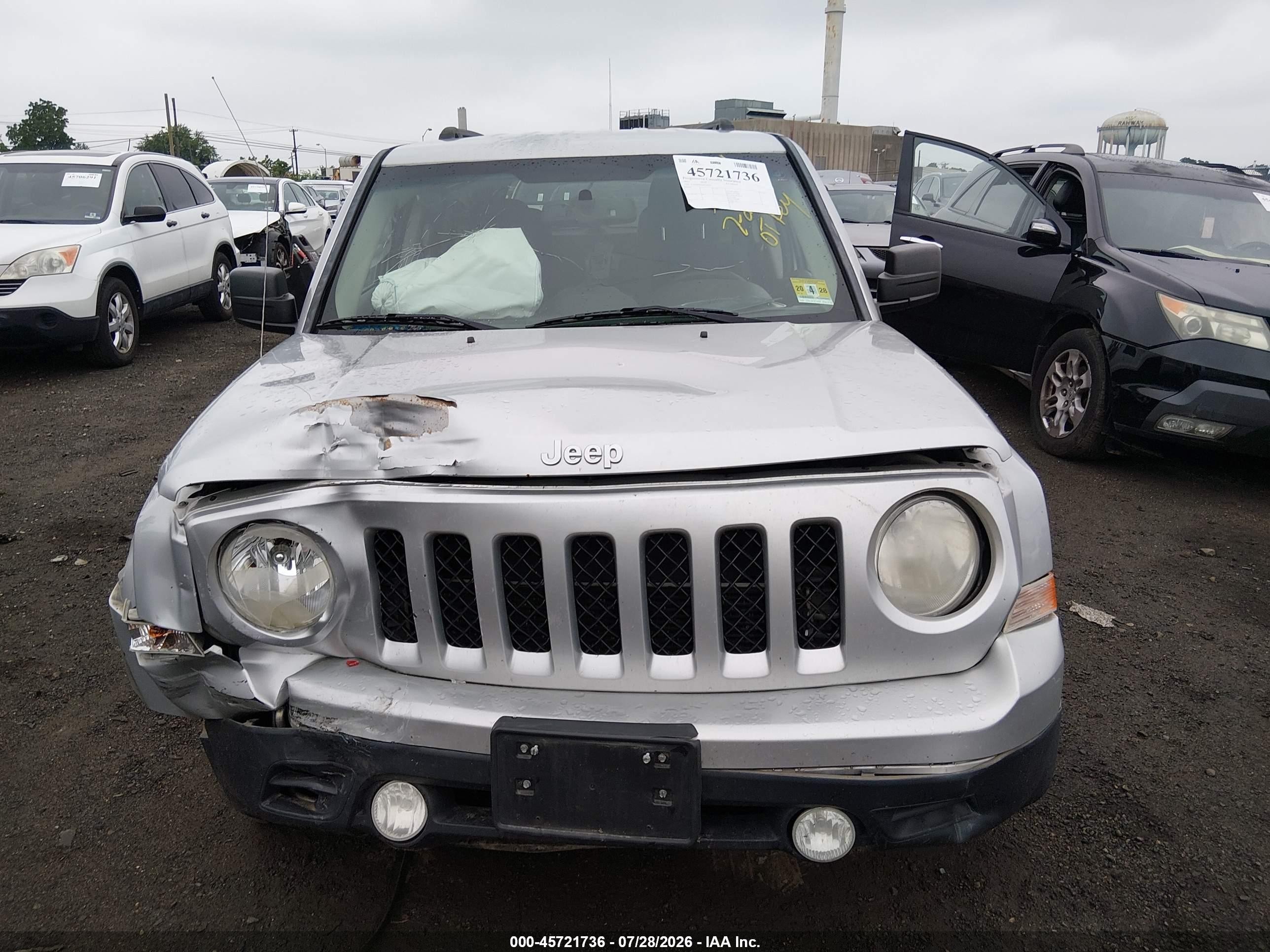 2013 Jeep Patriot Latitude Silver vin: 1C4NJRFB7DD234439