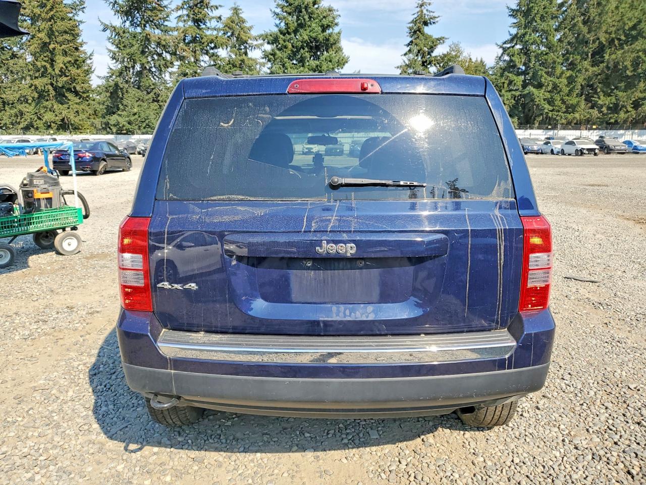 2014 Jeep Patriot Latitude Blue vin: 1C4NJRFB7ED602023