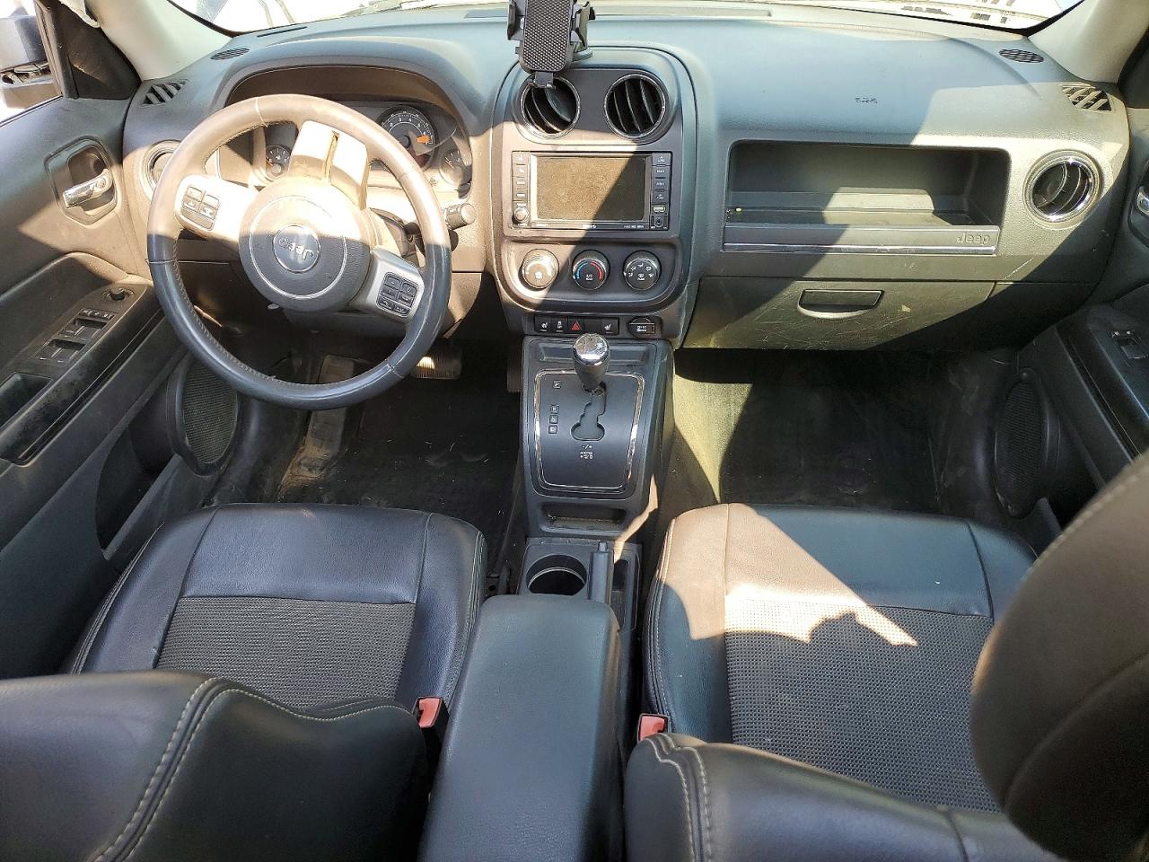 2014 Jeep Patriot Latitude Blue vin: 1C4NJRFB7ED602023