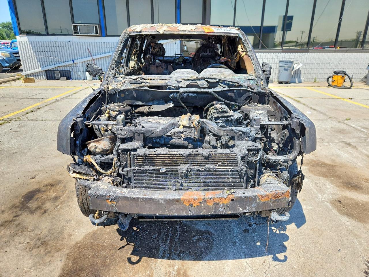 2014 Jeep Patriot Latitude Burn vin: 1C4NJRFB7ED705040