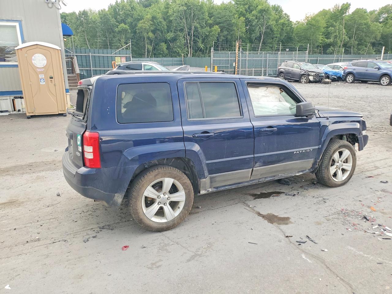 2014 Jeep Patriot Latitude Синий vin: 1C4NJRFB7ED713333