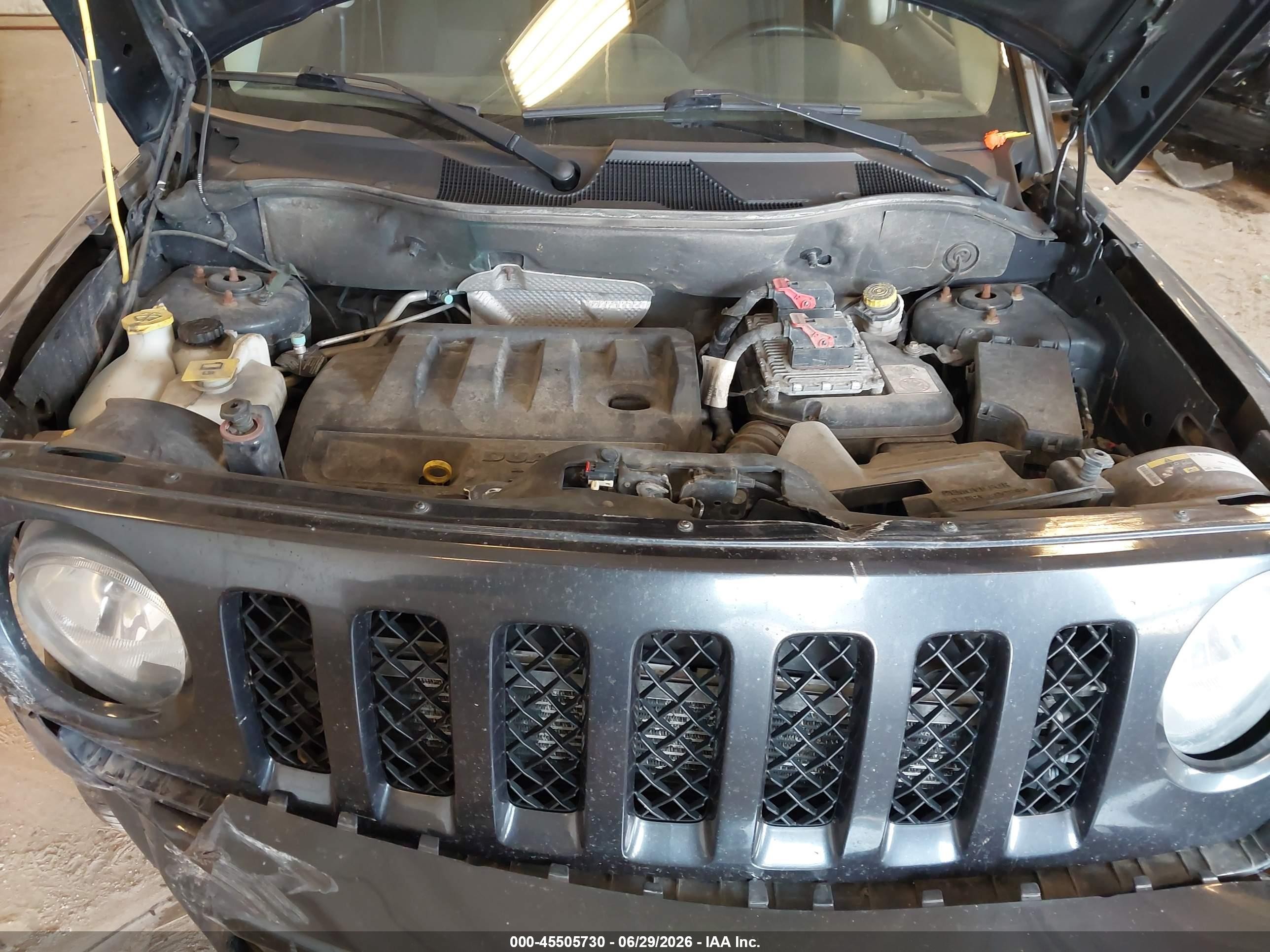 2014 Jeep Patriot Latitude Серый vin: 1C4NJRFB7ED726924