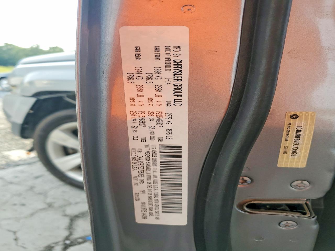 2014 Jeep Patriot Latitude Серебряный vin: 1C4NJRFB7ED735025