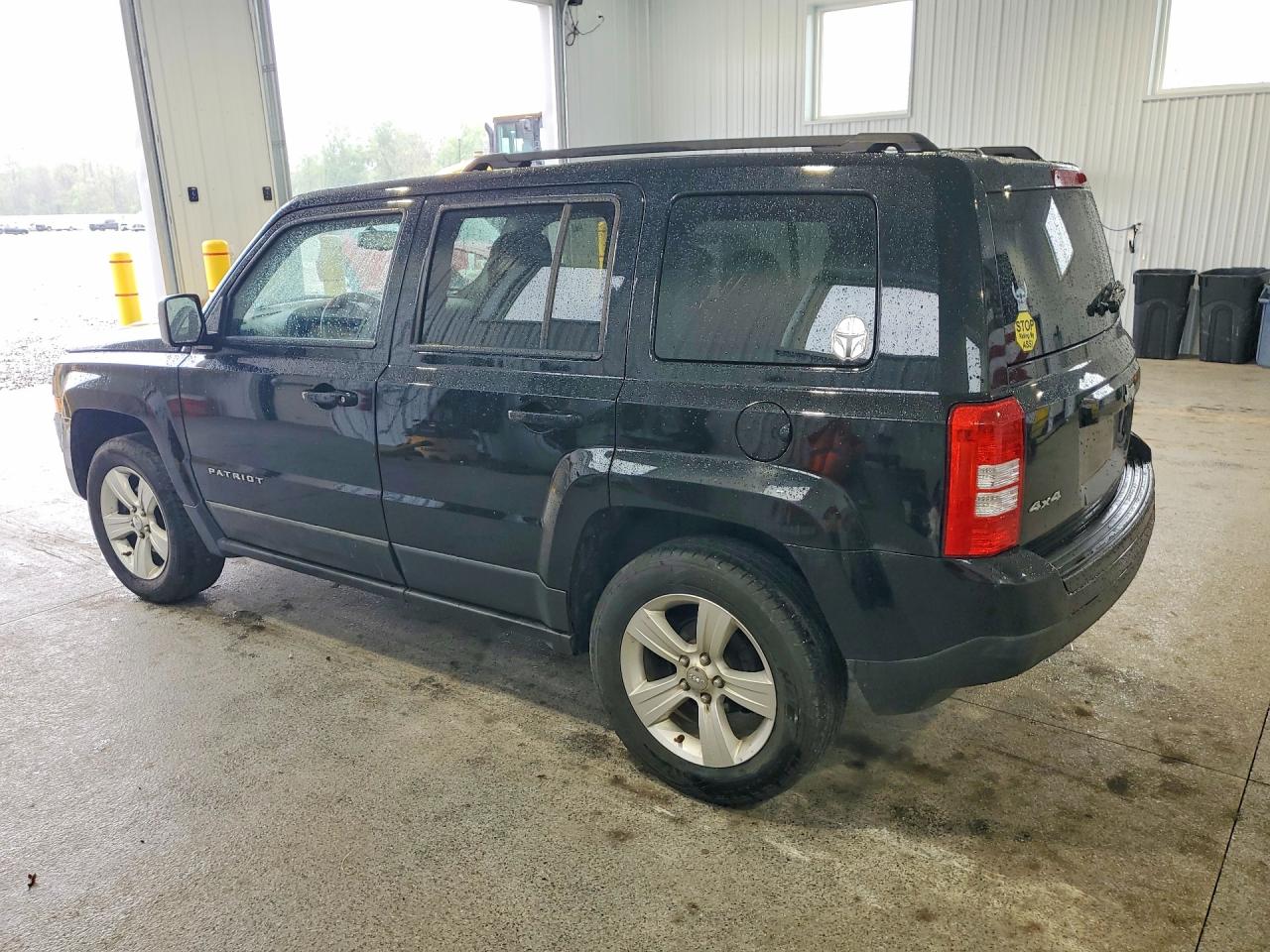 2014 Jeep Patriot Latitude Black vin: 1C4NJRFB7ED885409