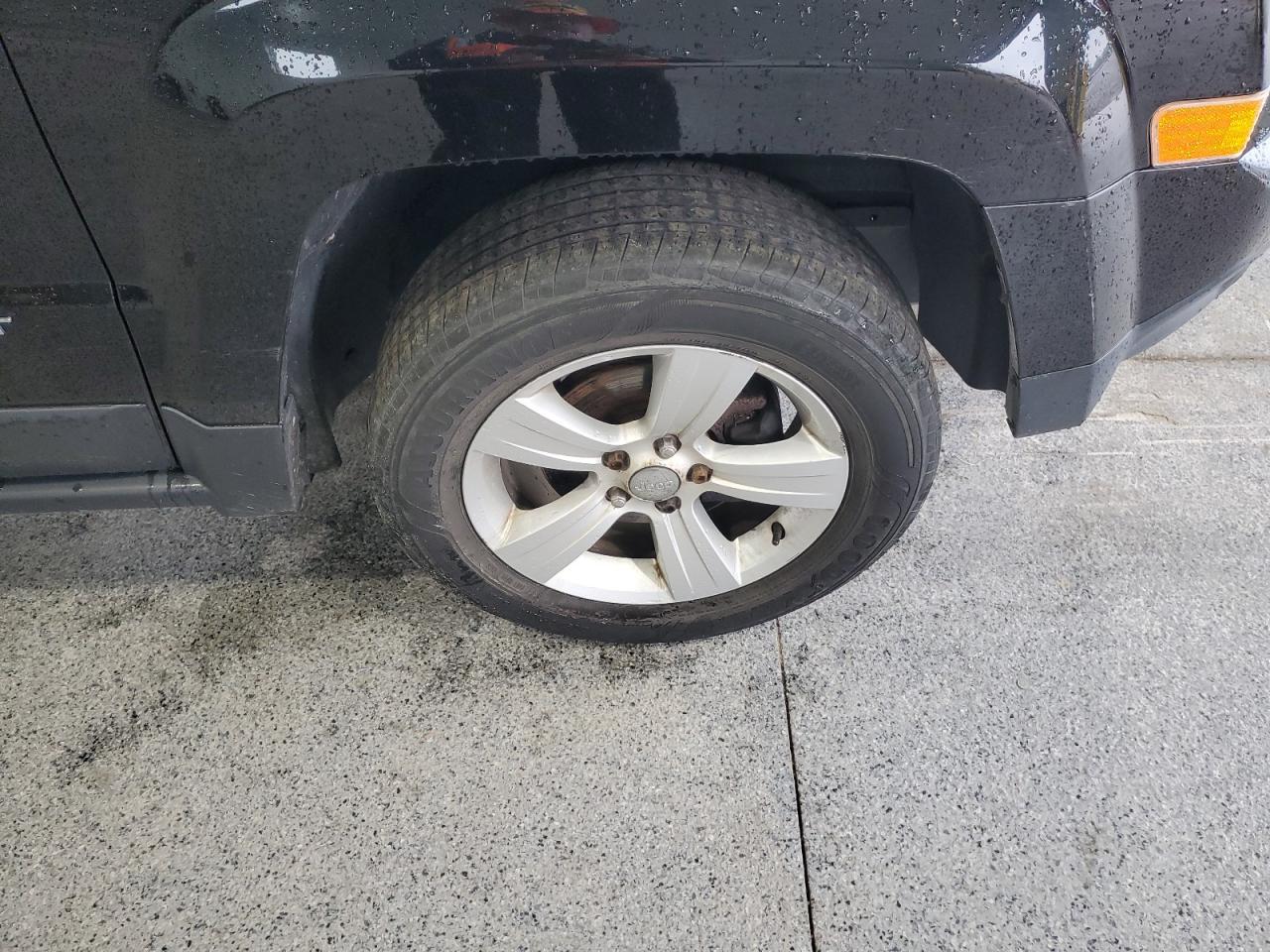 2014 Jeep Patriot Latitude Black vin: 1C4NJRFB7ED885409 Damage: Right Front Wheel, Curb Rash, 4 To 5 Inches