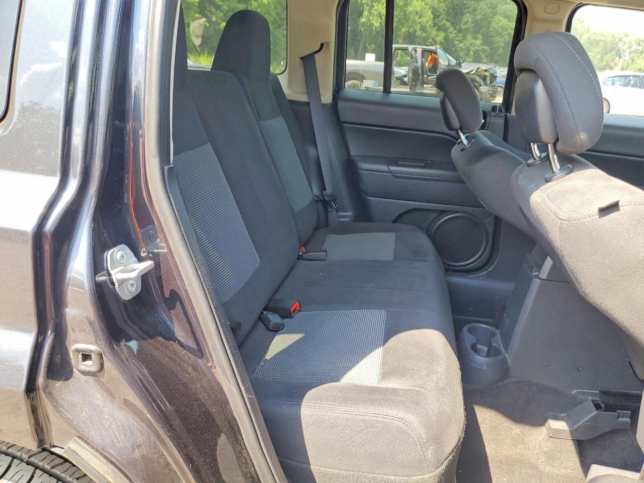2015 Jeep Patriot Latitude Black vin: 1C4NJRFB7FD202741