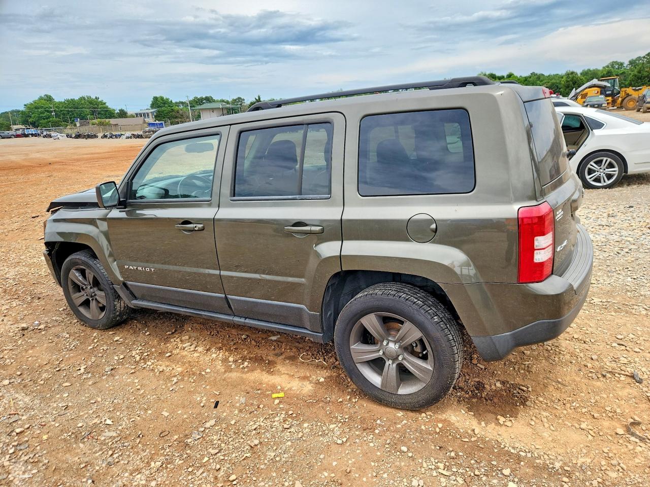 2015 Jeep Patriot Latitude Green vin: 1C4NJRFB7FD259117
